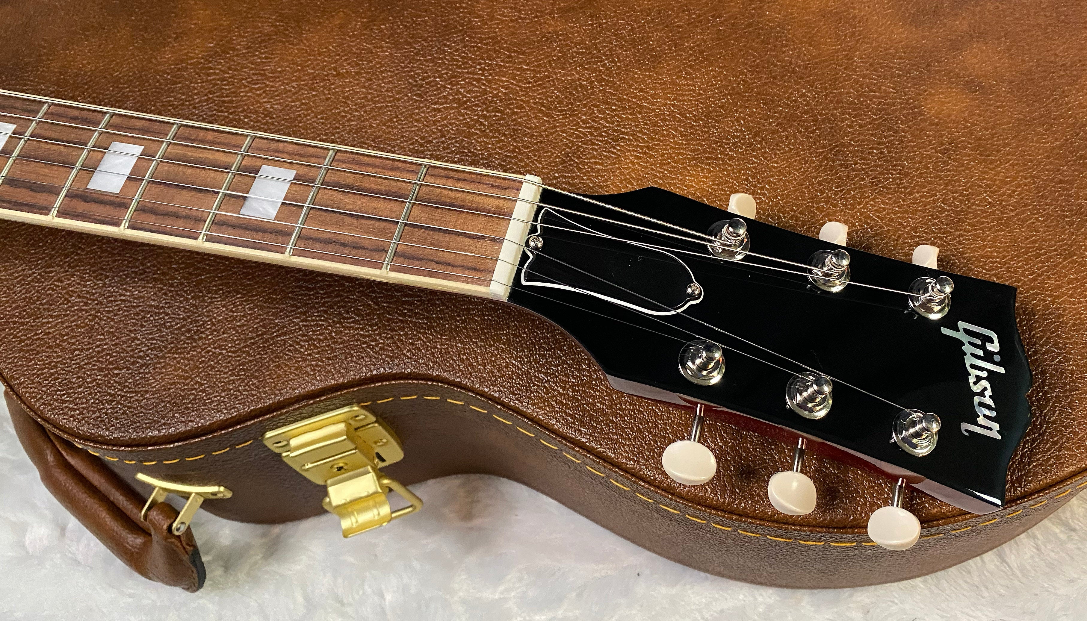 NEW ! Gibson ES-330 Hollowbody Electric Guitar - Sixties Cherry - Authorized Dealer - Only 6.3 lbs! G06715