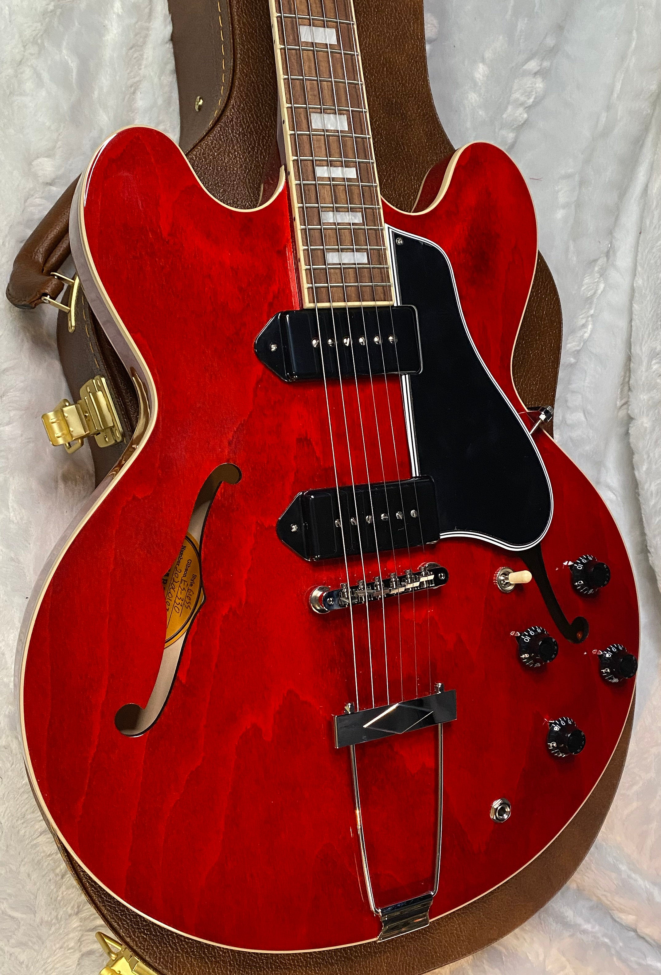 NEW ! Gibson ES-330 Hollowbody Electric Guitar - Sixties Cherry - Authorized Dealer - Only 6.3 lbs! G06715