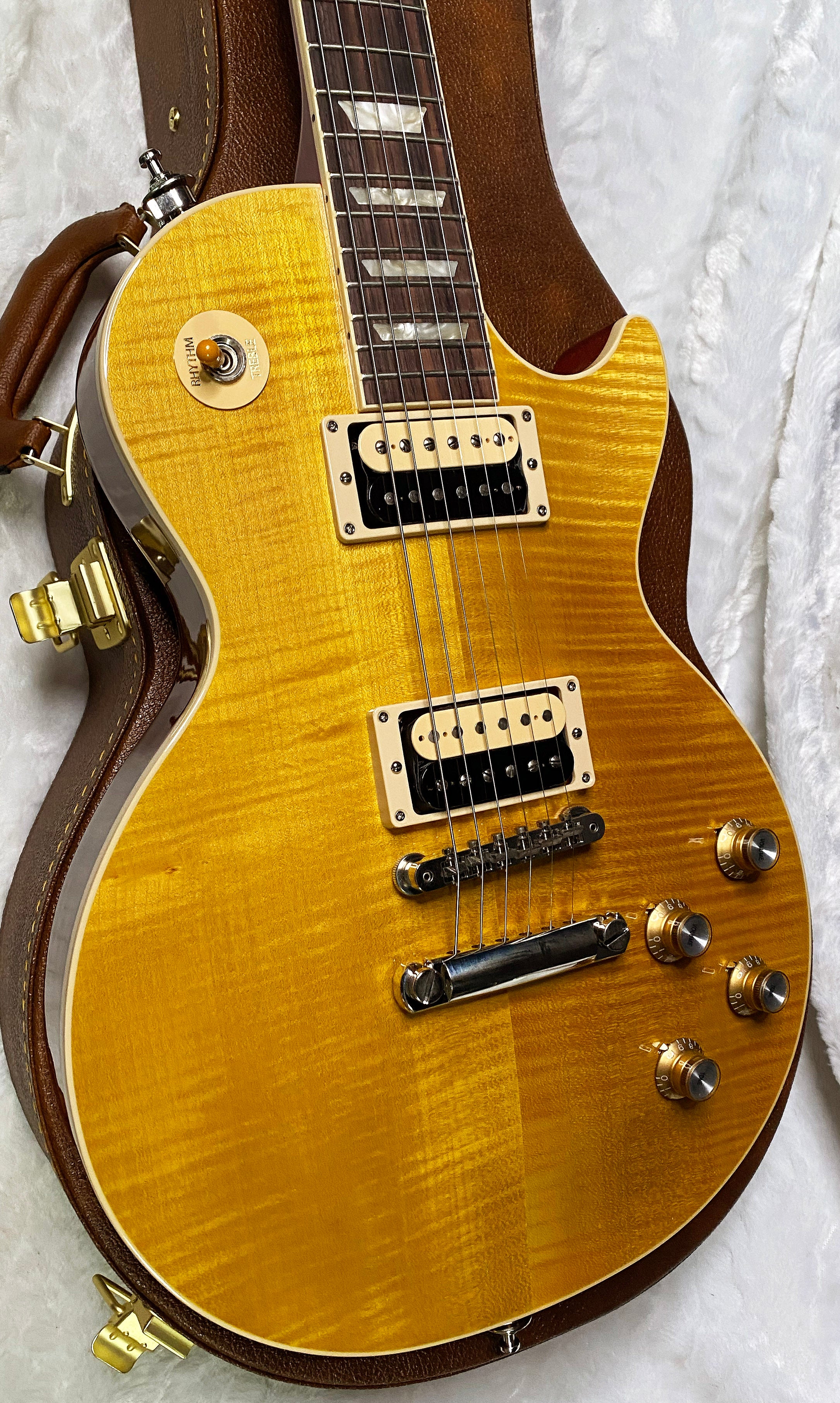 NEW ! Gibson Les Paul Slash - Appetite Burst - Beautiful Flame Top - Authorized Dealer - Only 8.5 lbs - G07355