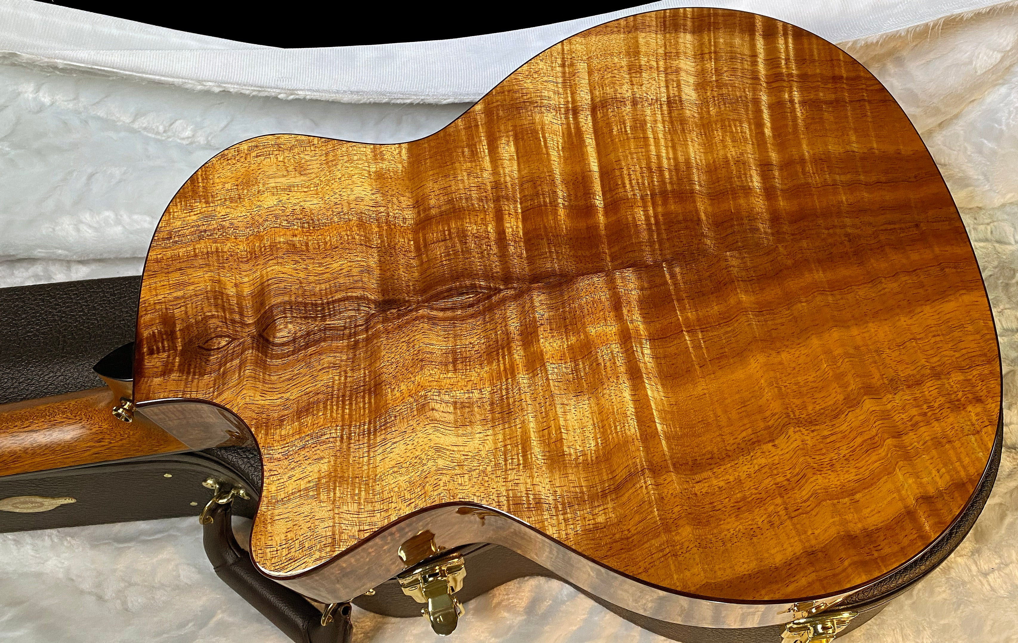 NEW! Taylor Custom 724ce Acoustic-Electric Guitar - Natural Gloss - AAAAA Hand Picked Koa - WOW! Authorized Dealer - G05888