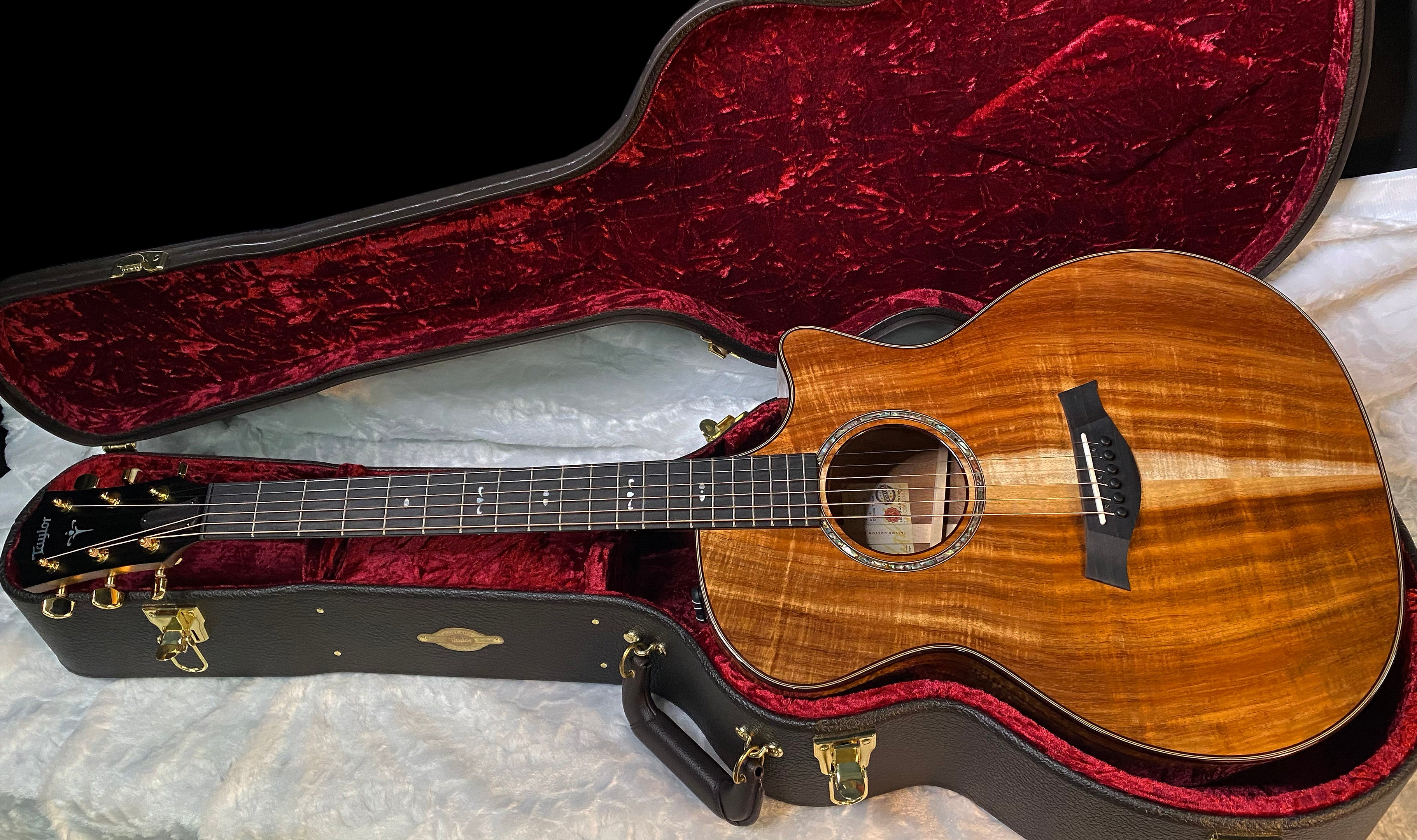 NEW! Taylor Custom 724ce Acoustic-Electric Guitar - Natural Gloss - AAAAA Hand Picked Koa - WOW! Authorized Dealer - G05888