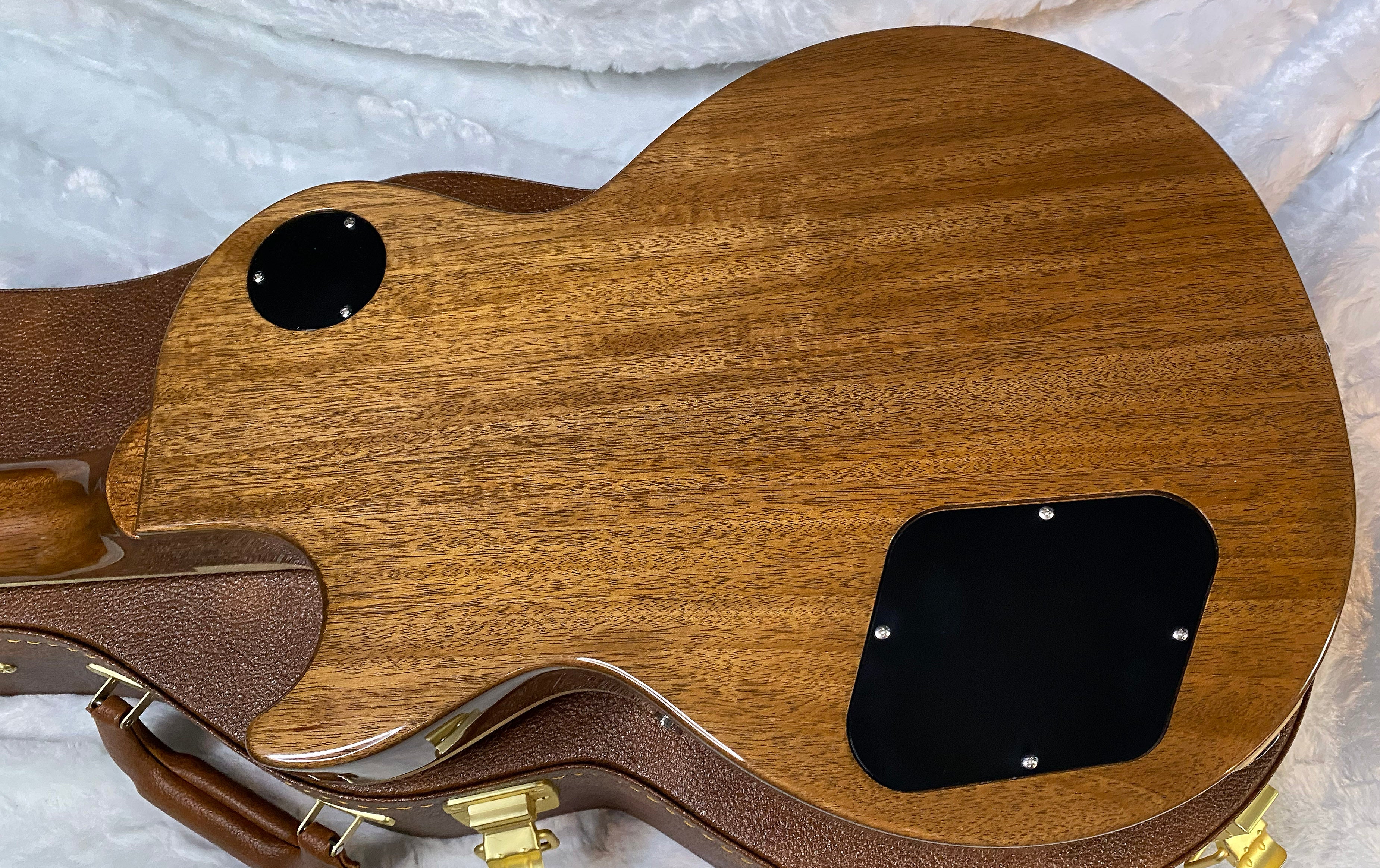 NEW ! Gibson Les Paul 50's Standard Gold Top - Authorized Dealer - 9.4 lbs - G06714