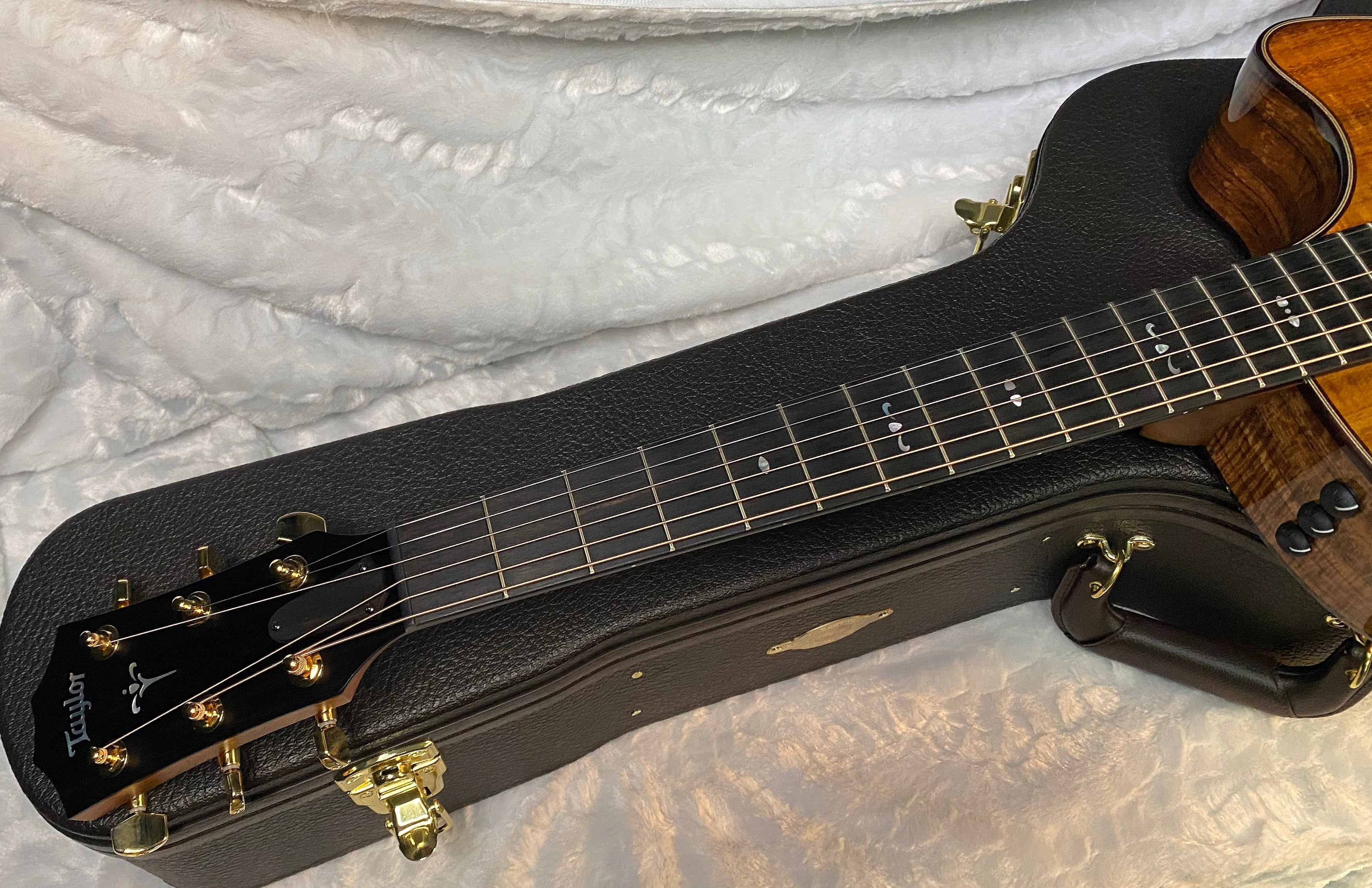 NEW! Taylor Custom 724ce Acoustic-Electric Guitar - Natural Gloss - AAAAA Hand Picked Koa - WOW! Authorized Dealer - G05891