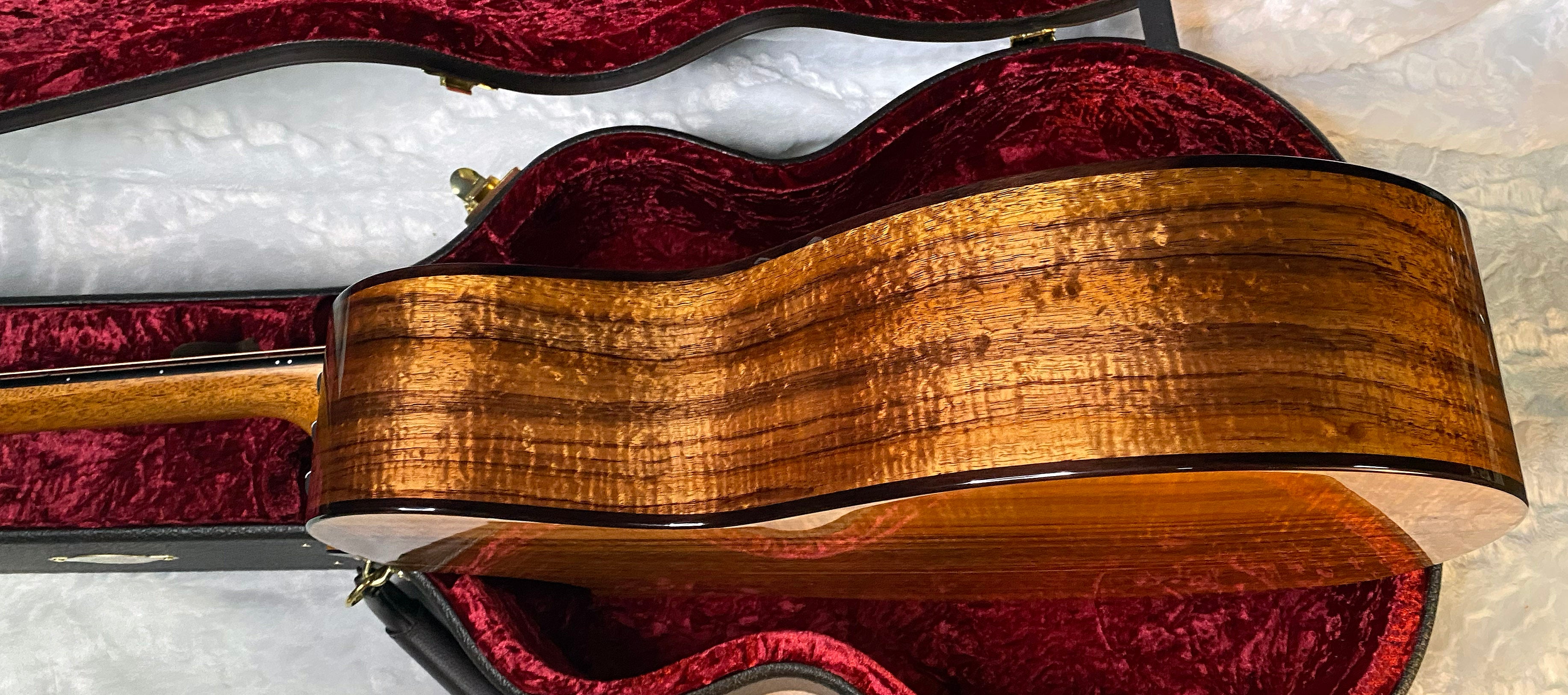 NEW! Taylor Custom 724ce Acoustic-Electric Guitar - Natural Gloss - AAAAA Hand Picked Koa - WOW! Authorized Dealer - G05891