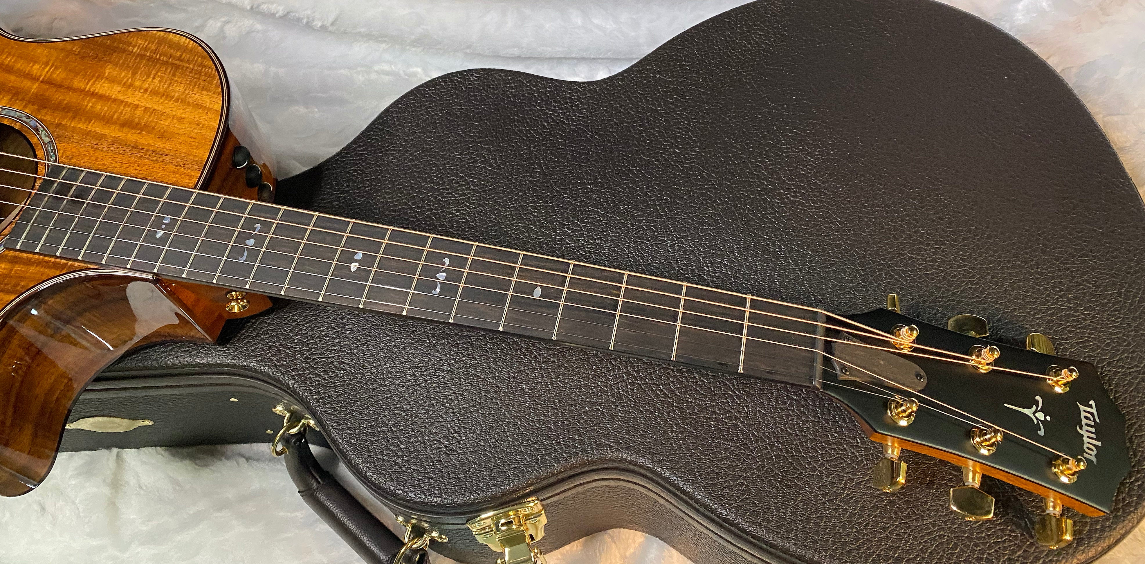 NEW! Taylor Custom 724ce Acoustic-Electric Guitar - Natural Gloss - AAAAA Hand Picked Koa - WOW! Authorized Dealer - G05892