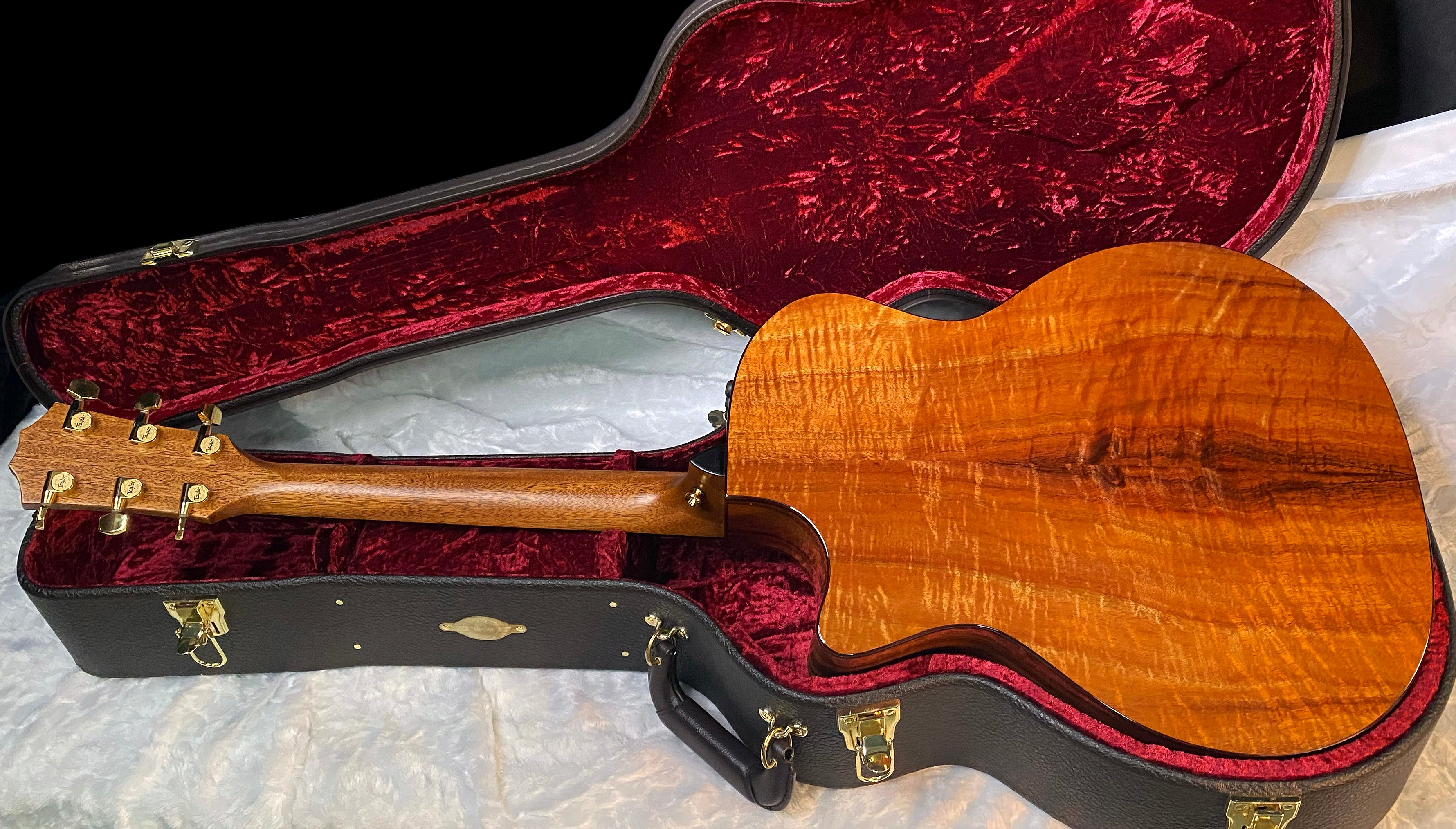 NEW! Taylor Custom 724ce Acoustic-Electric Guitar - Natural Gloss - AAAAA Hand Picked Koa - WOW! Authorized Dealer - G05892