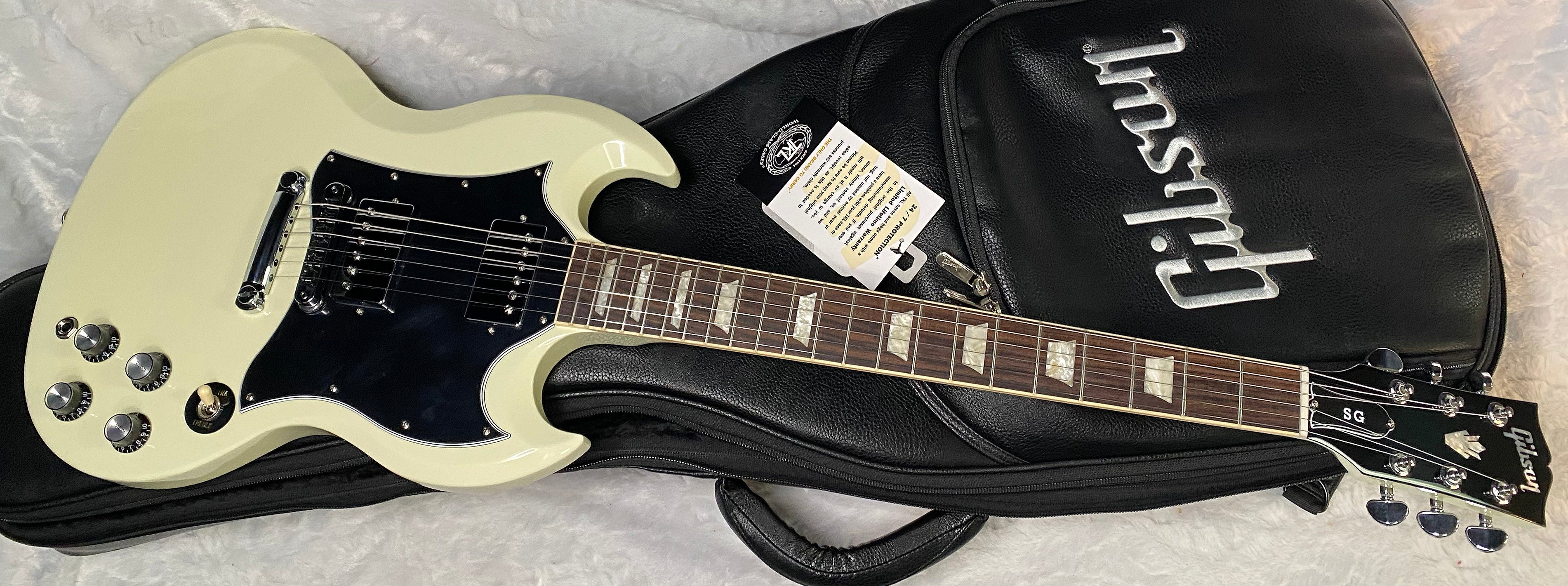 NEW ! Gibson SG Standard - Classic White Finish - Original Gibson Leather Gig Bag - Authorized Dealer - Only 6.75 lbs - G06716