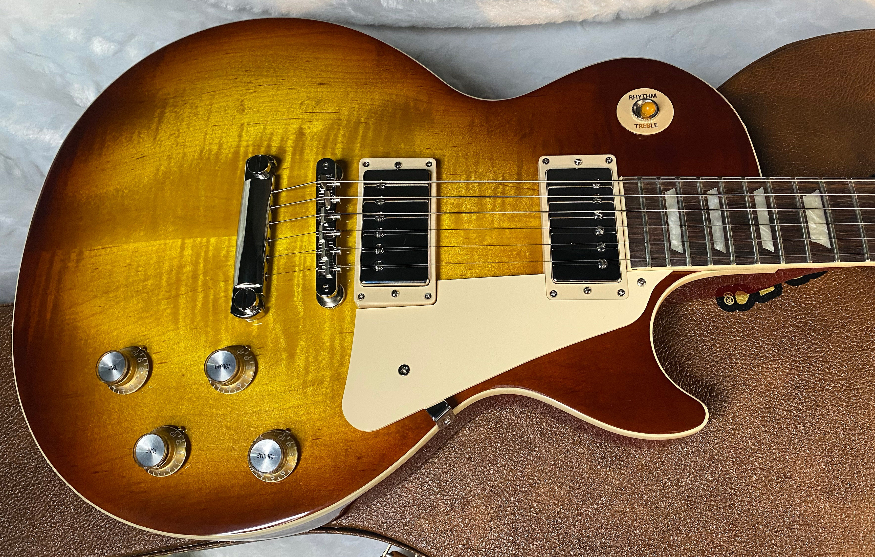 NEW! Gibson Les Paul 60's Standard Iced Tea - Authorized Dealer - Beautiful Flame Maple Top - 9.35 lbs - G06736