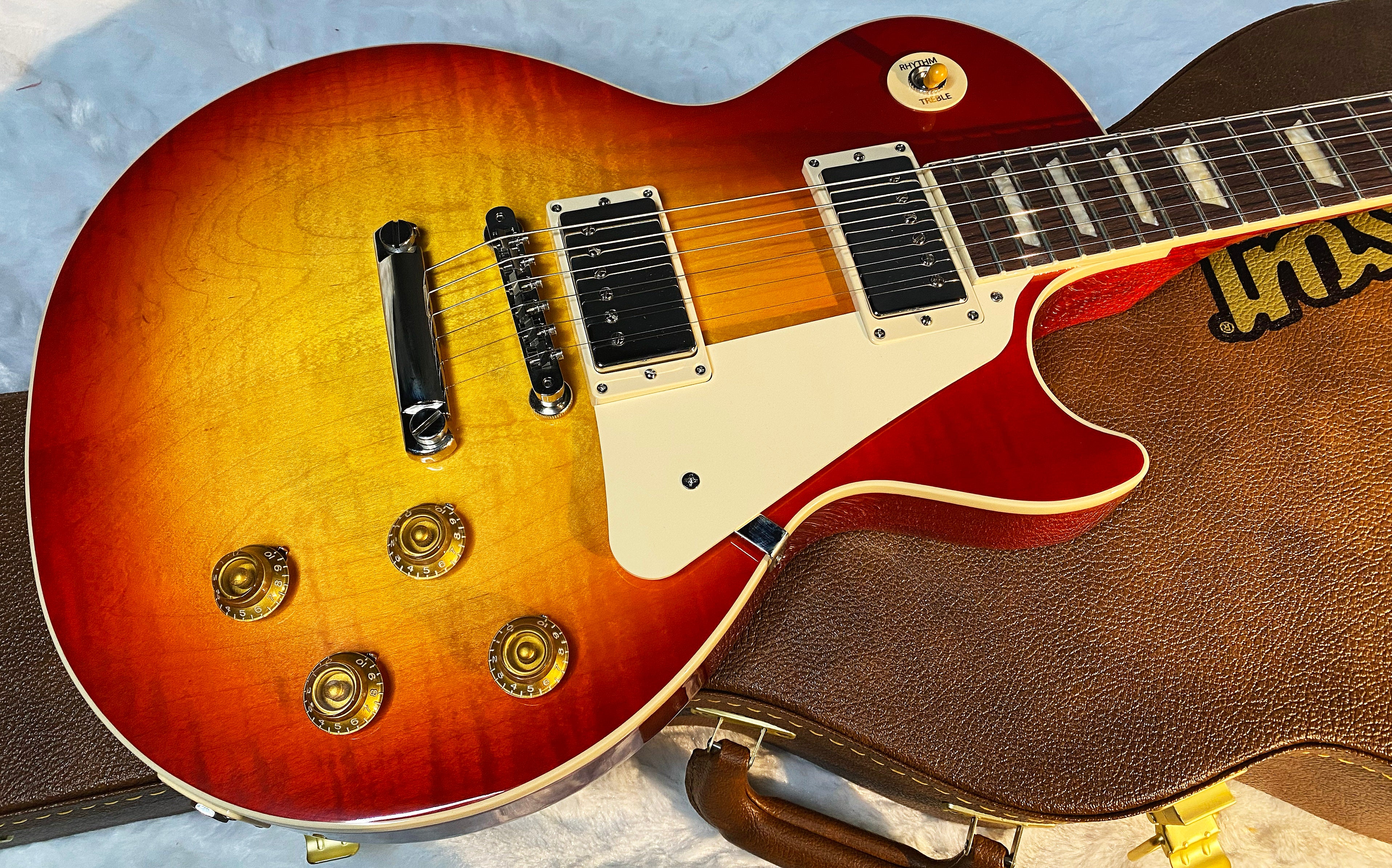 NEW ! Gibson Les Paul Standard '50s - Heritage Cherry Sunburst - 9.45 lbs - Authorized Dealer - G06731