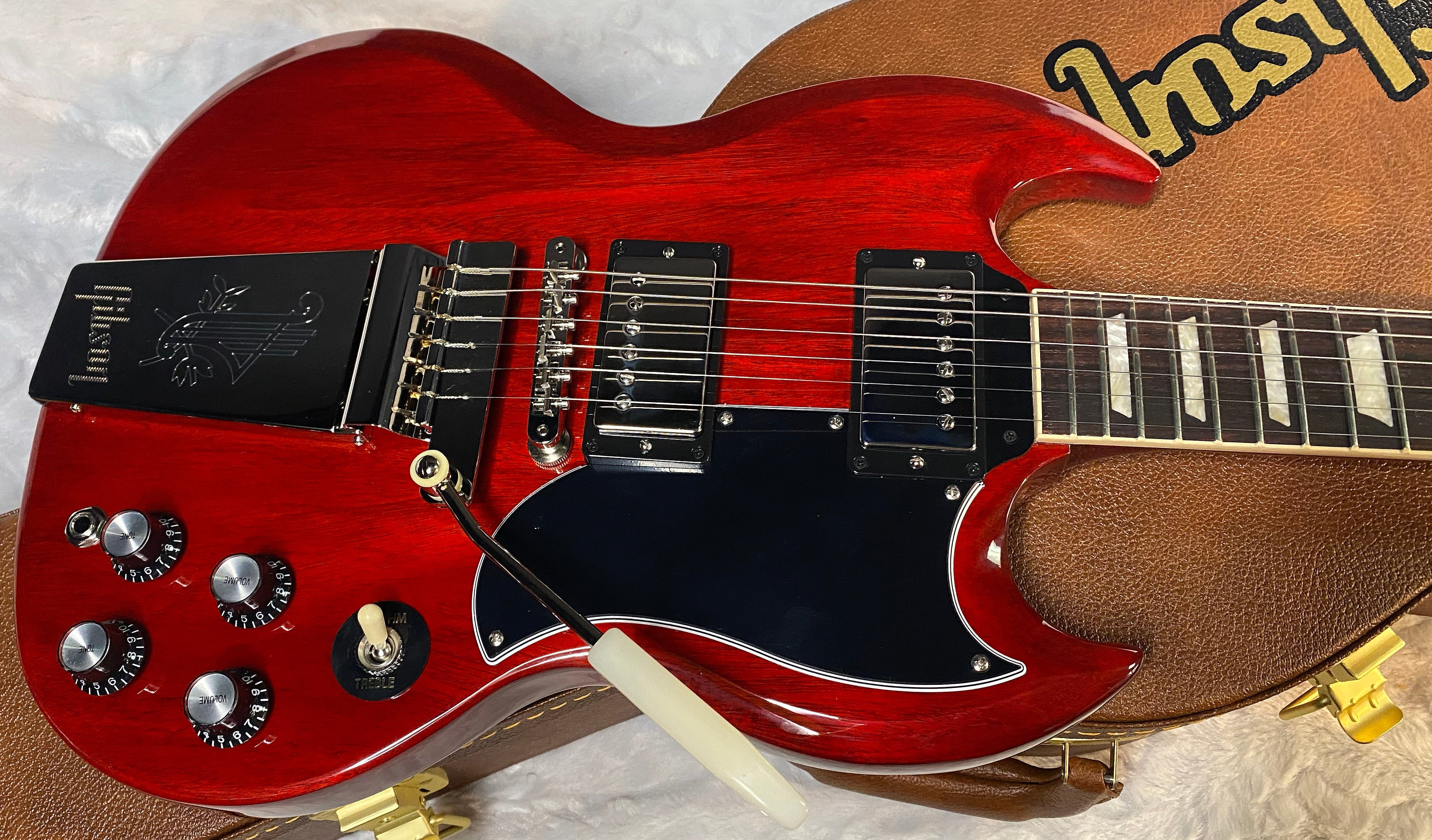NEW! Gibson SG Standard '61 Maestro Vibrola Vintage Cherry - Only 6.9 lbs - Authorized Dealer! G06738
