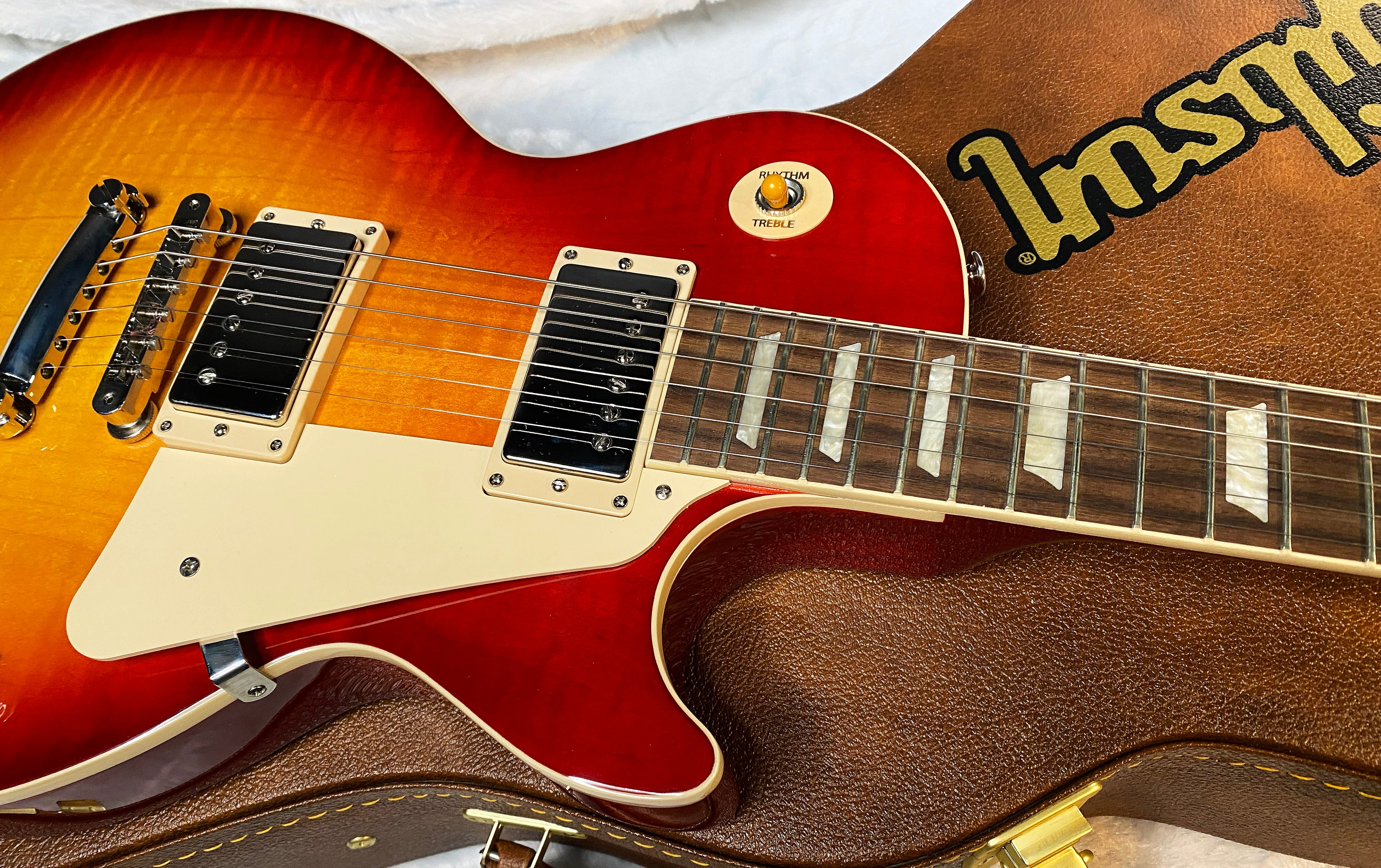NEW ! Gibson Les Paul Standard '50s - Heritage Cherry Sunburst - 9.5 lbs - Authorized Dealer - G06726