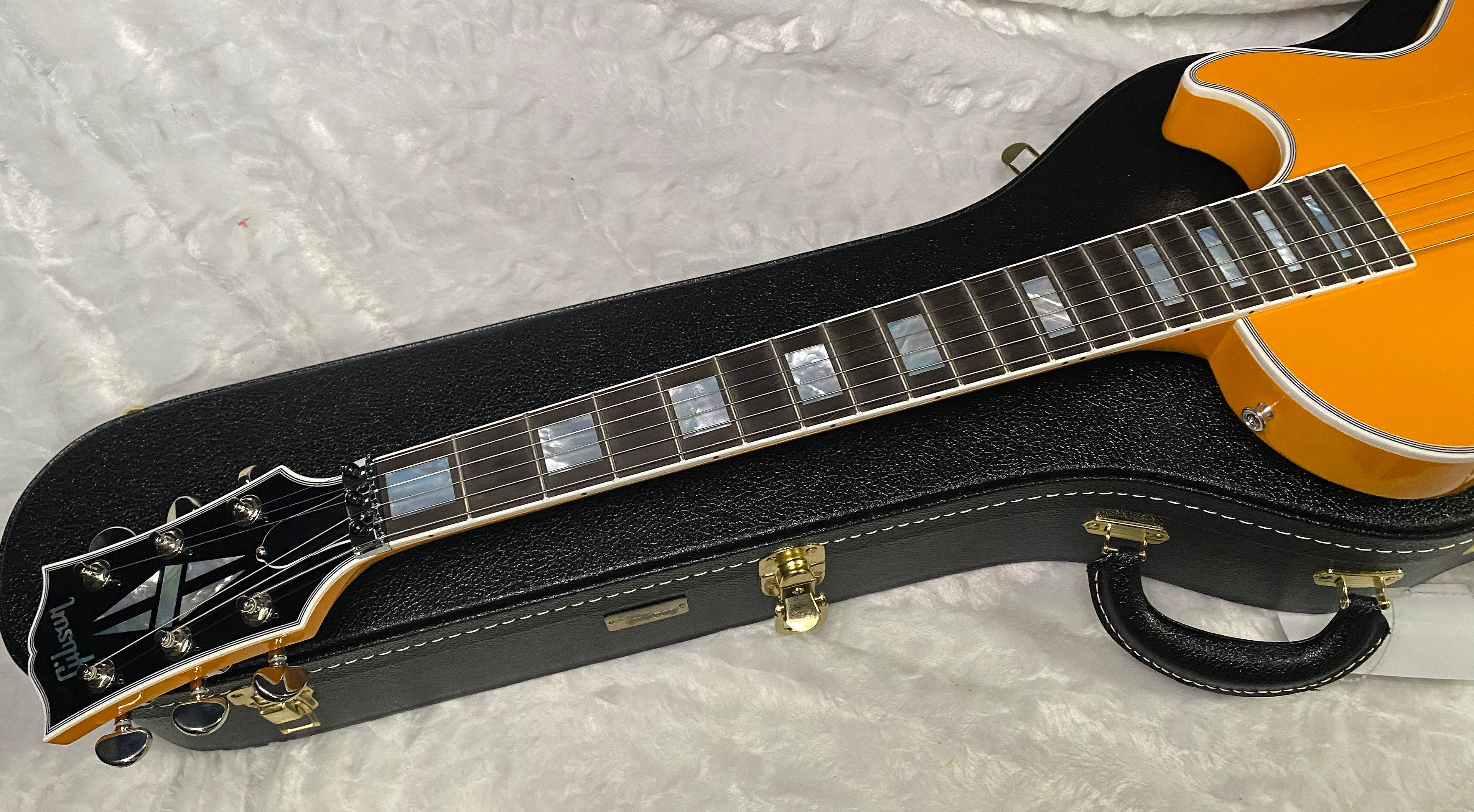 NEW! Gibson Custom Shop Les Paul Custom Axcess Made 2 Measure Grabber Orange - Only 7.5lbs - One Pick-Up - Authorized Dealer - G07390