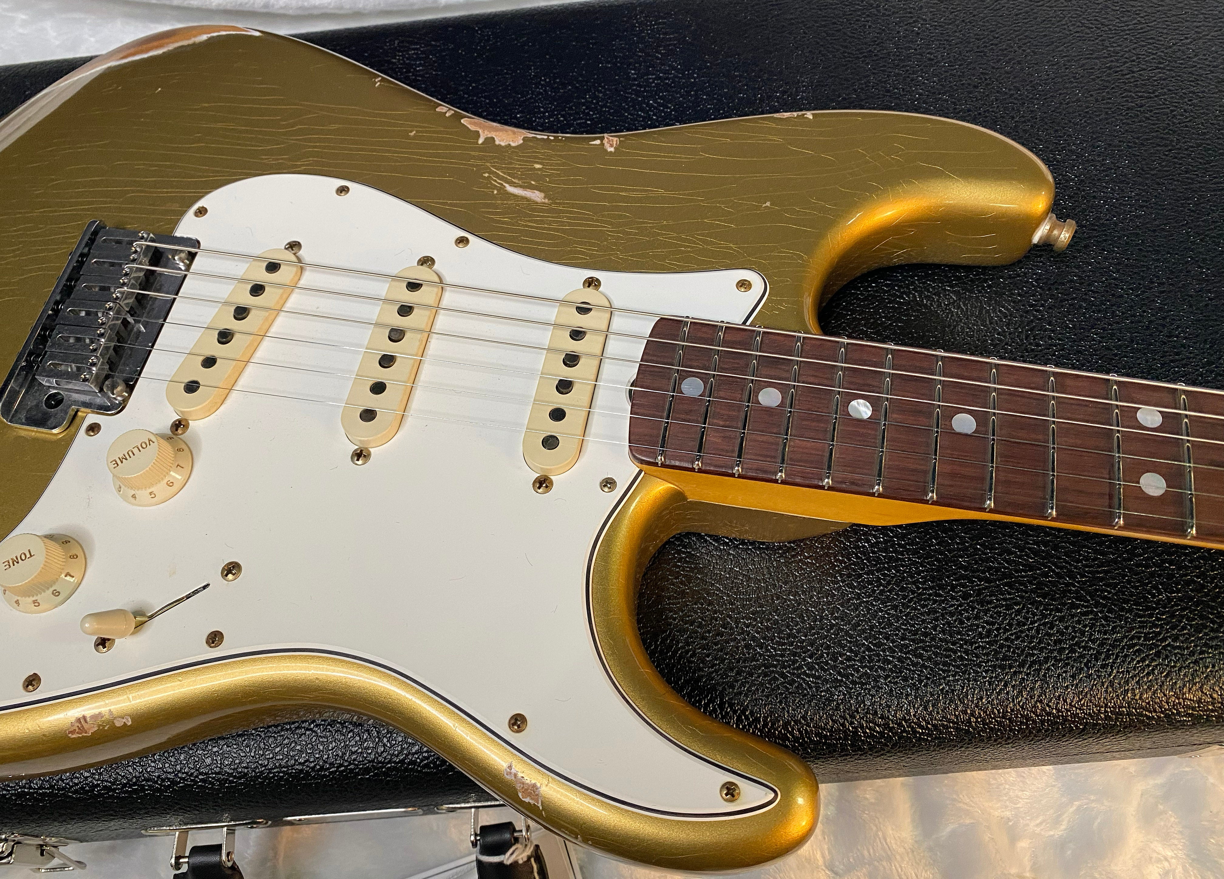 NEW! Fender Custom Shop 2025 NAMM Limited Edition Stratocaster PRO Relic - HLE Gold - Authorized Dealer - 7.6lbs - G05912