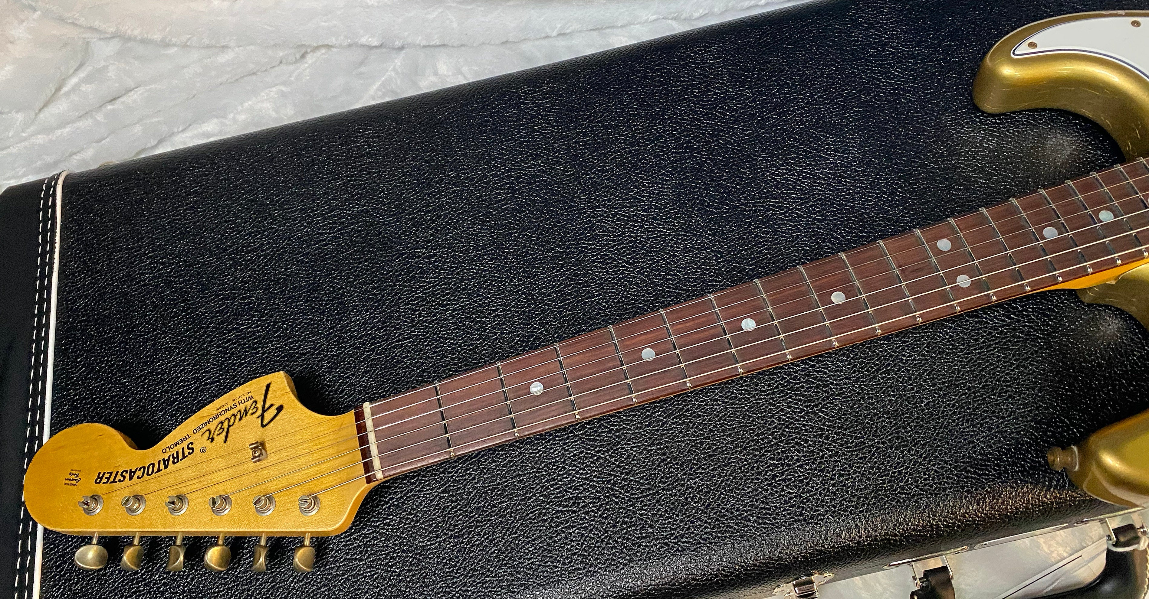 NEW! Fender Custom Shop 2025 NAMM Limited Edition Stratocaster PRO Relic - HLE Gold - Authorized Dealer - 7.6lbs - G05912