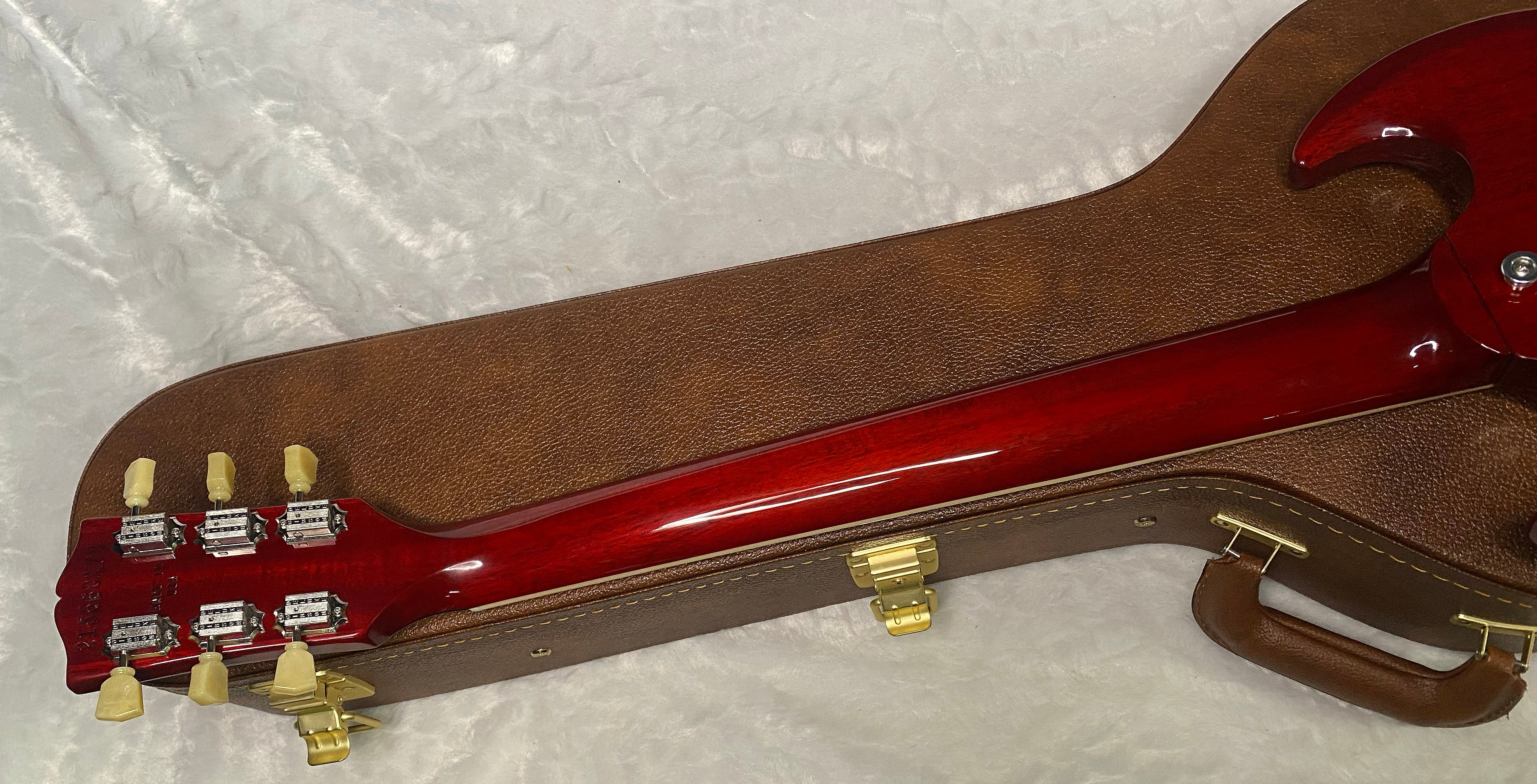 NEW! Gibson SG Standard '61 Maestro Vibrola Vintage Cherry - 7.1 lbs - Authorized Dealer! G07394