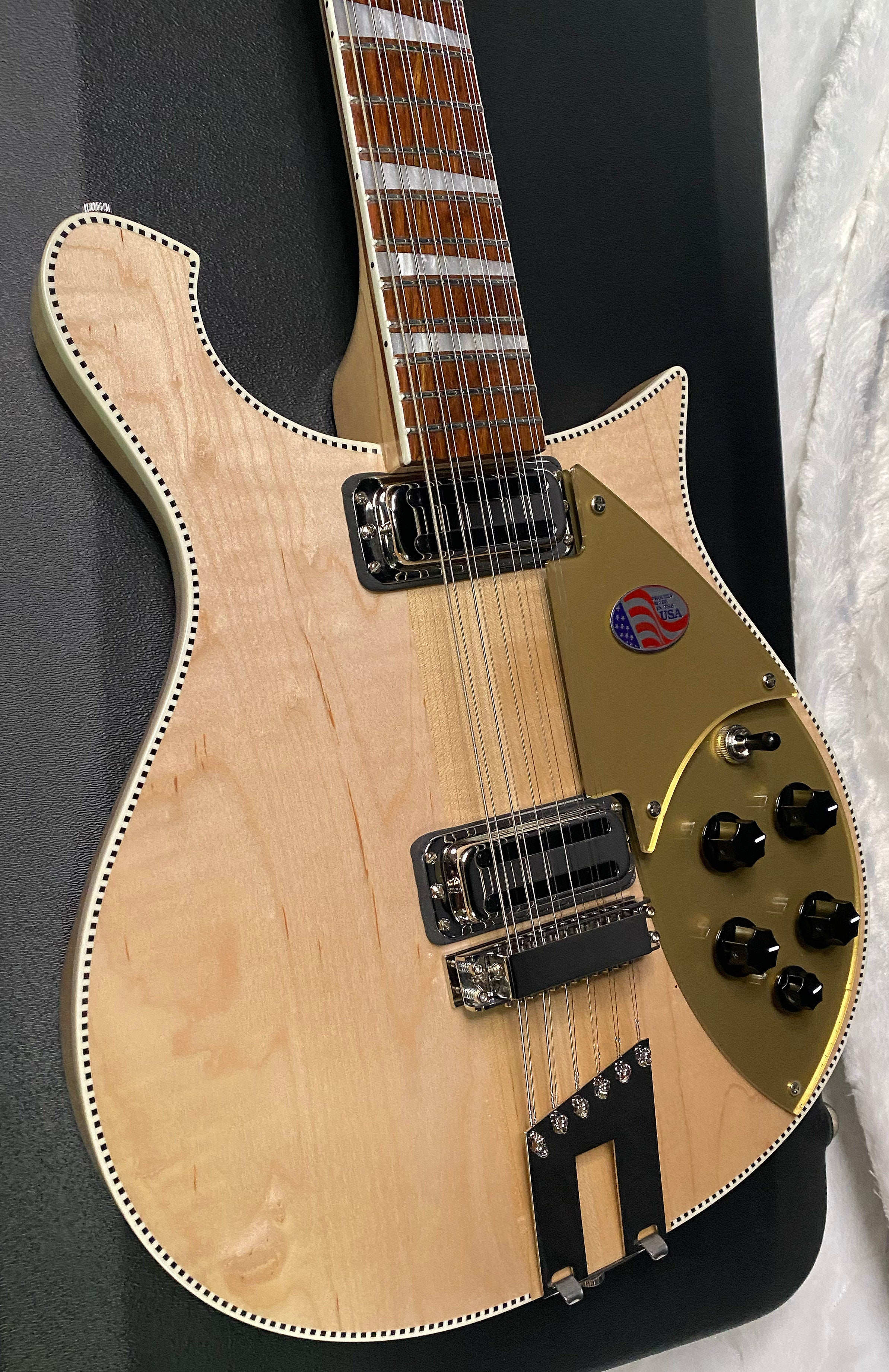NEW! Rickenbacker 660/12 Maple Glo MG 7.55 lbs - Authorized Dealer - In Stock Ready to Ship- G07395