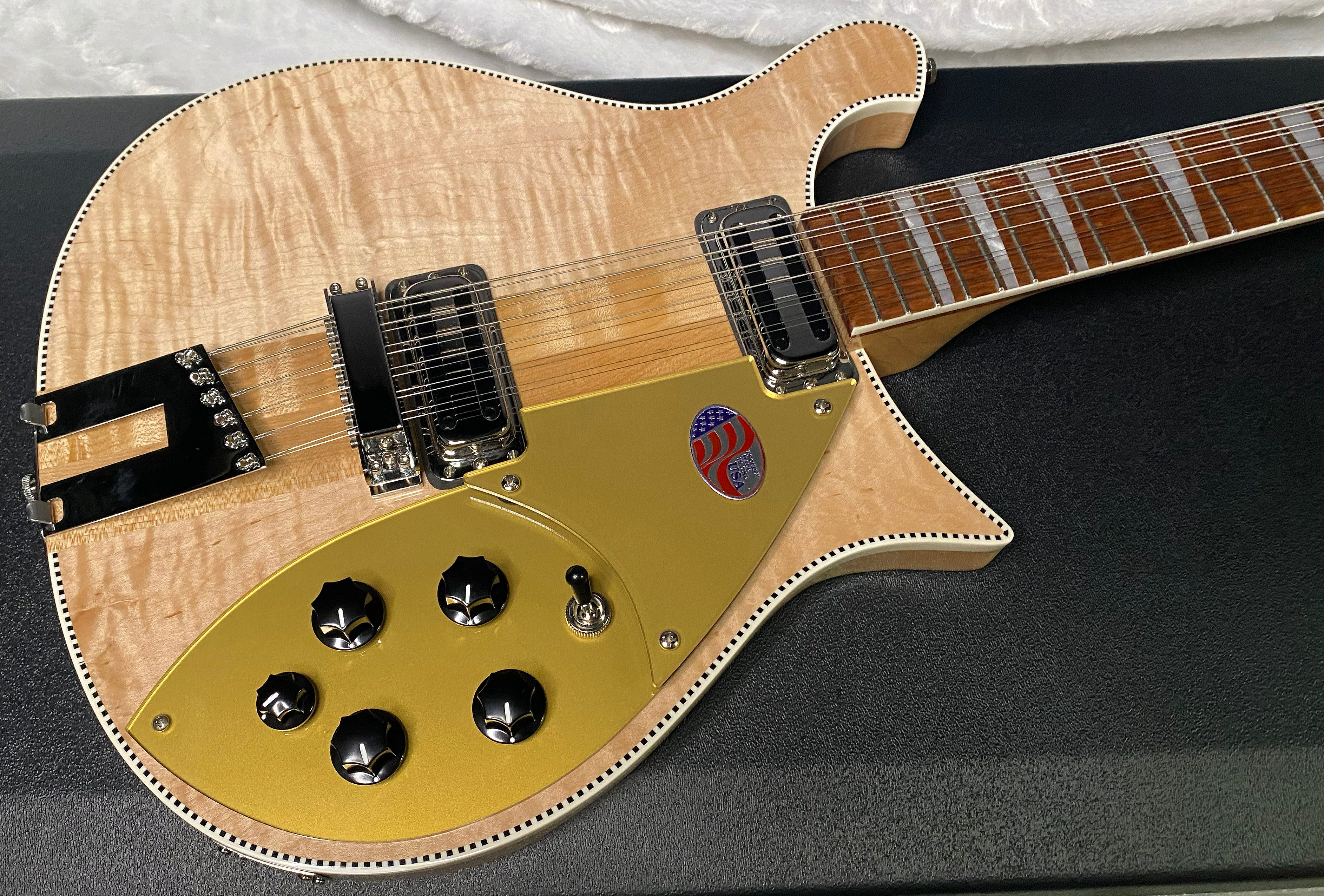 NEW! Rickenbacker 660/12 Maple Glo MG - Only 7.7 lbs - Authorized Dealer - G07398