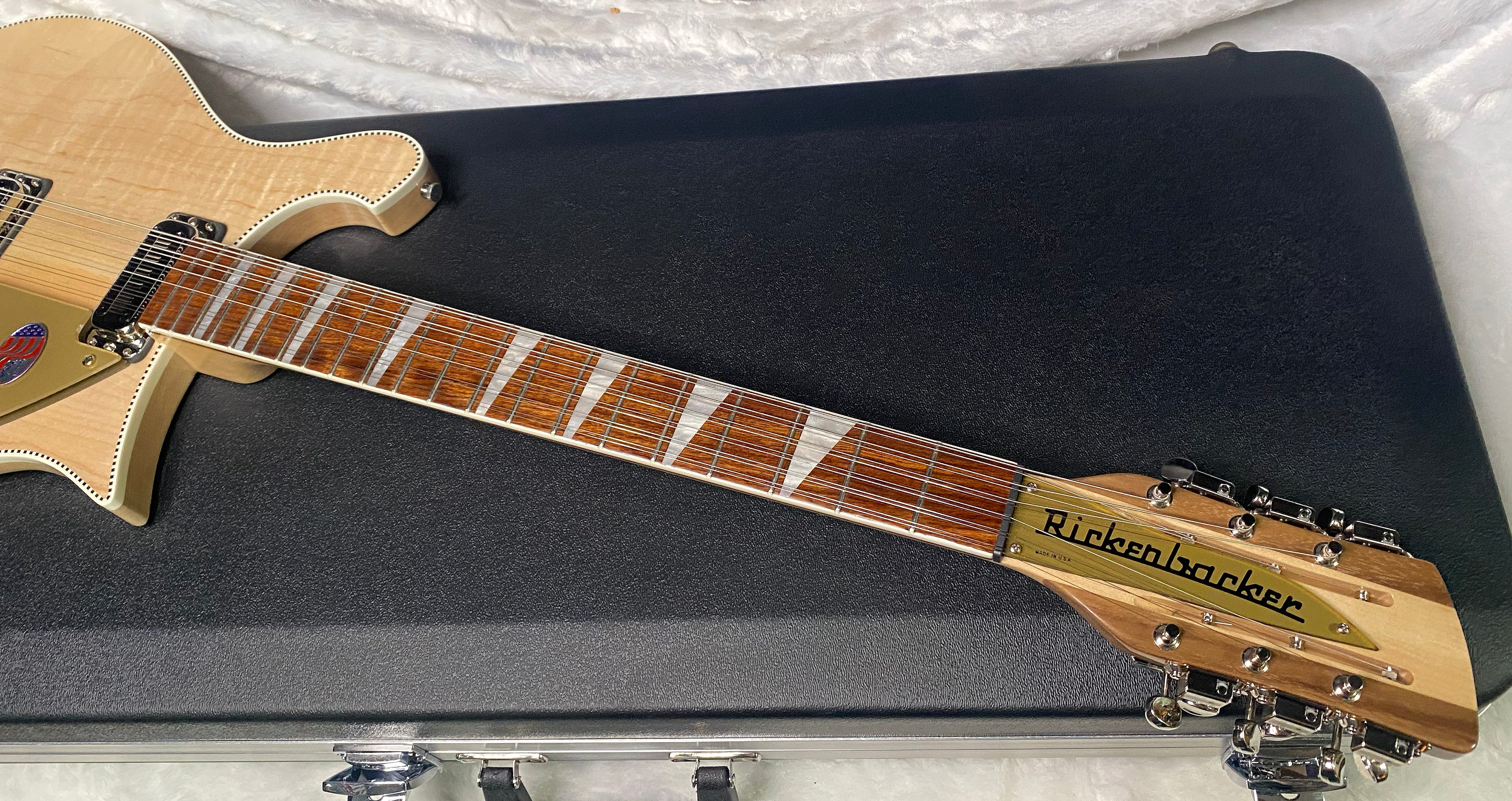 NEW! Rickenbacker 660/12 Maple Glo MG - Only 7.2 lbs - Authorized Dealer - G07402