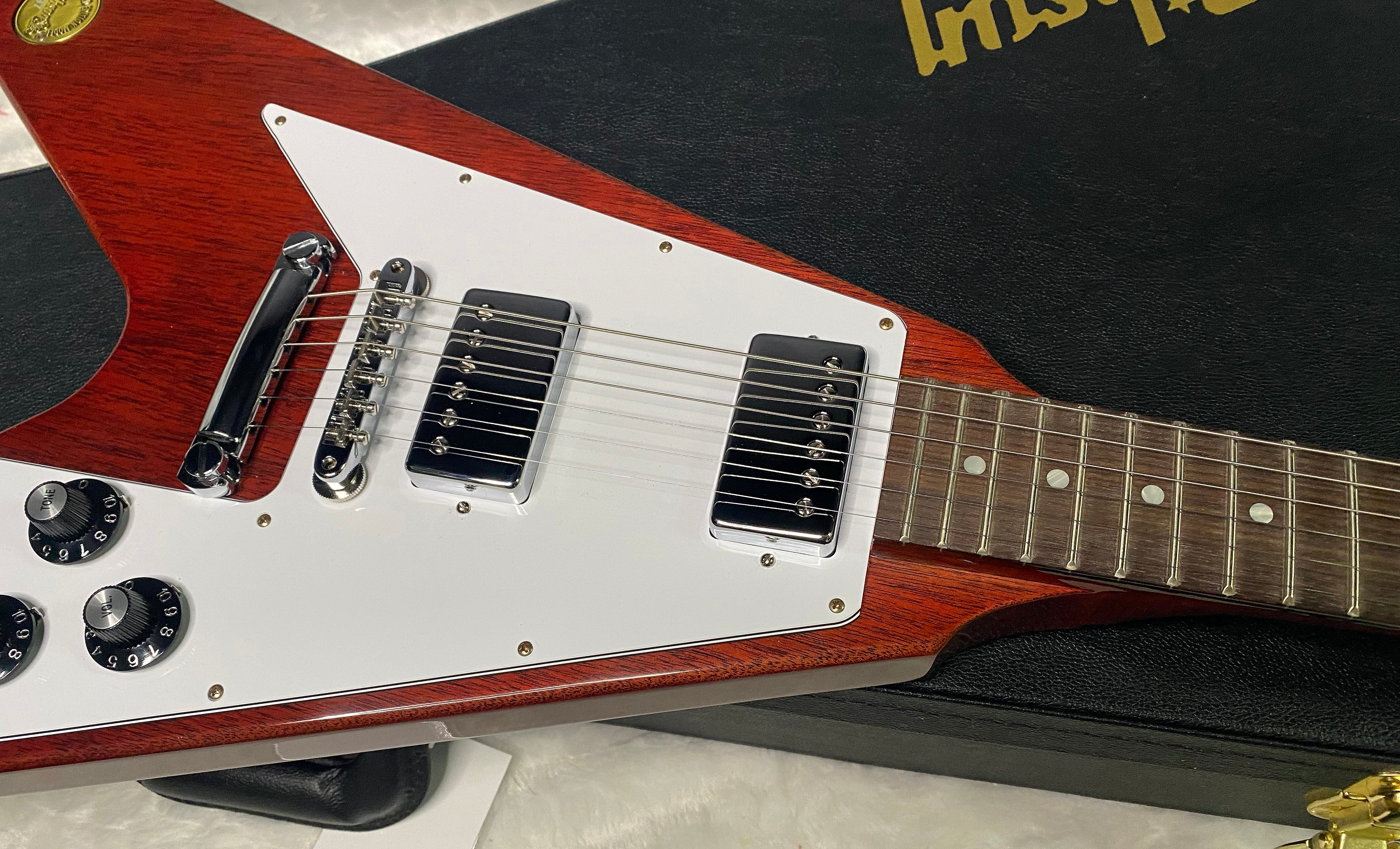 NEW! Gibson Custom 1971 Flying V Medallion Reissue Electric Guitar - Medallion Cherry - Authorized Dealer - Ultra RARE! Dealer Select - 6.45 lbs - G07412