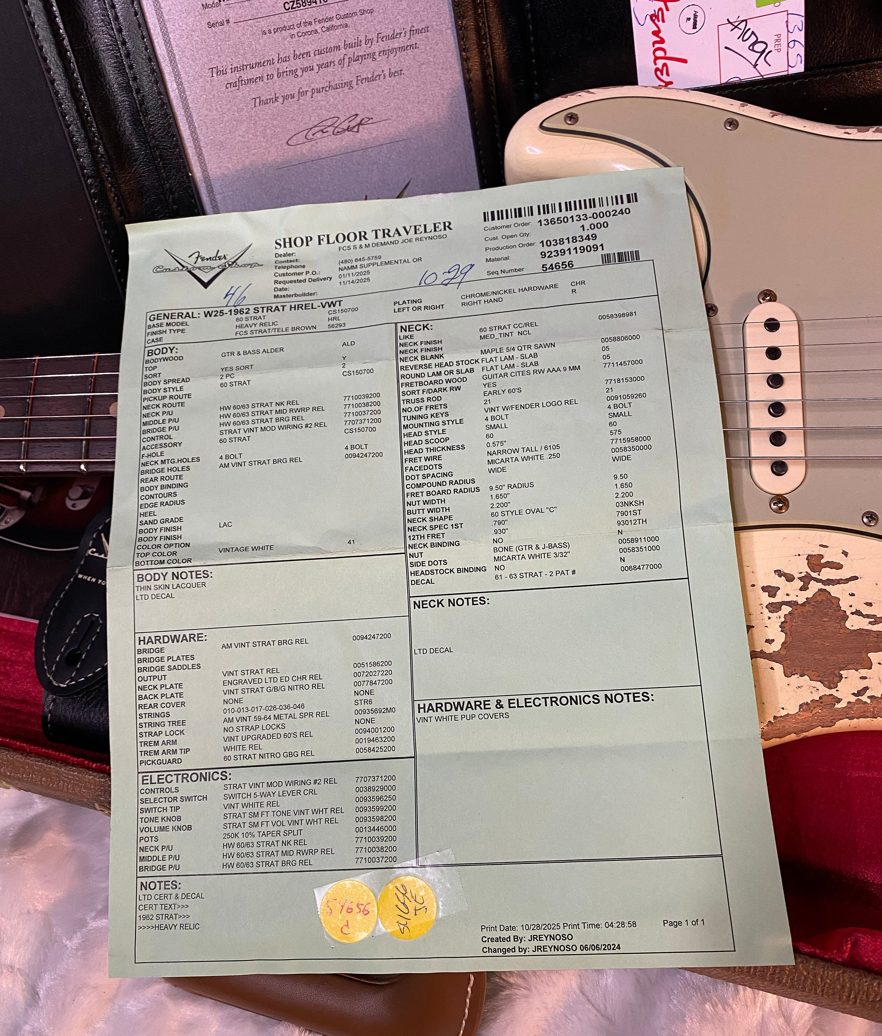 NEW! Fender Custom Shop 62 Heavy Relic Stratocaster - Vintage White - Authorized Dealer - Modern Spec - Handwound Pick Ups - 7.8 lbs - G05908