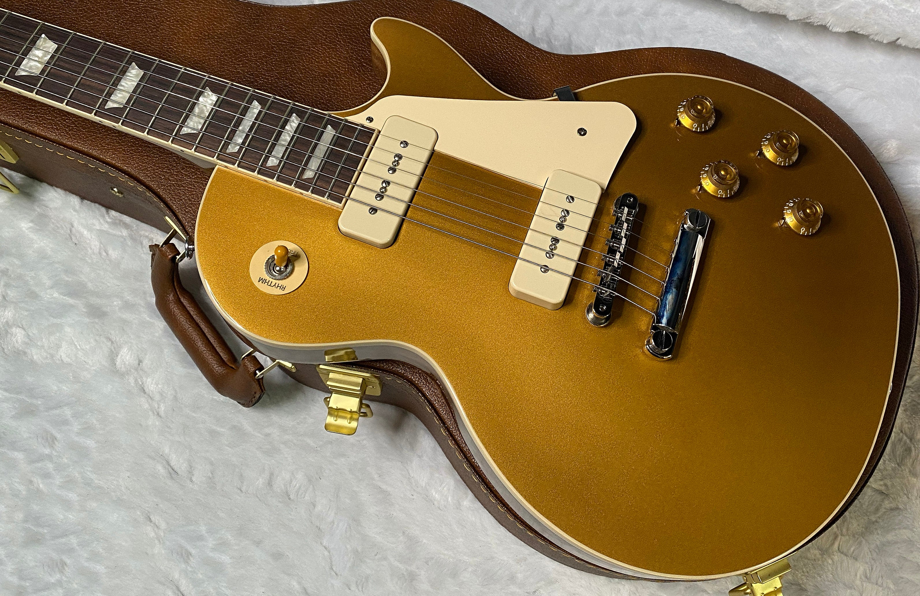 NEW! Gibson Les Paul Standard '50s P-90 - Gold Top - Authorized Dealer - 10.1 lbs - G06703