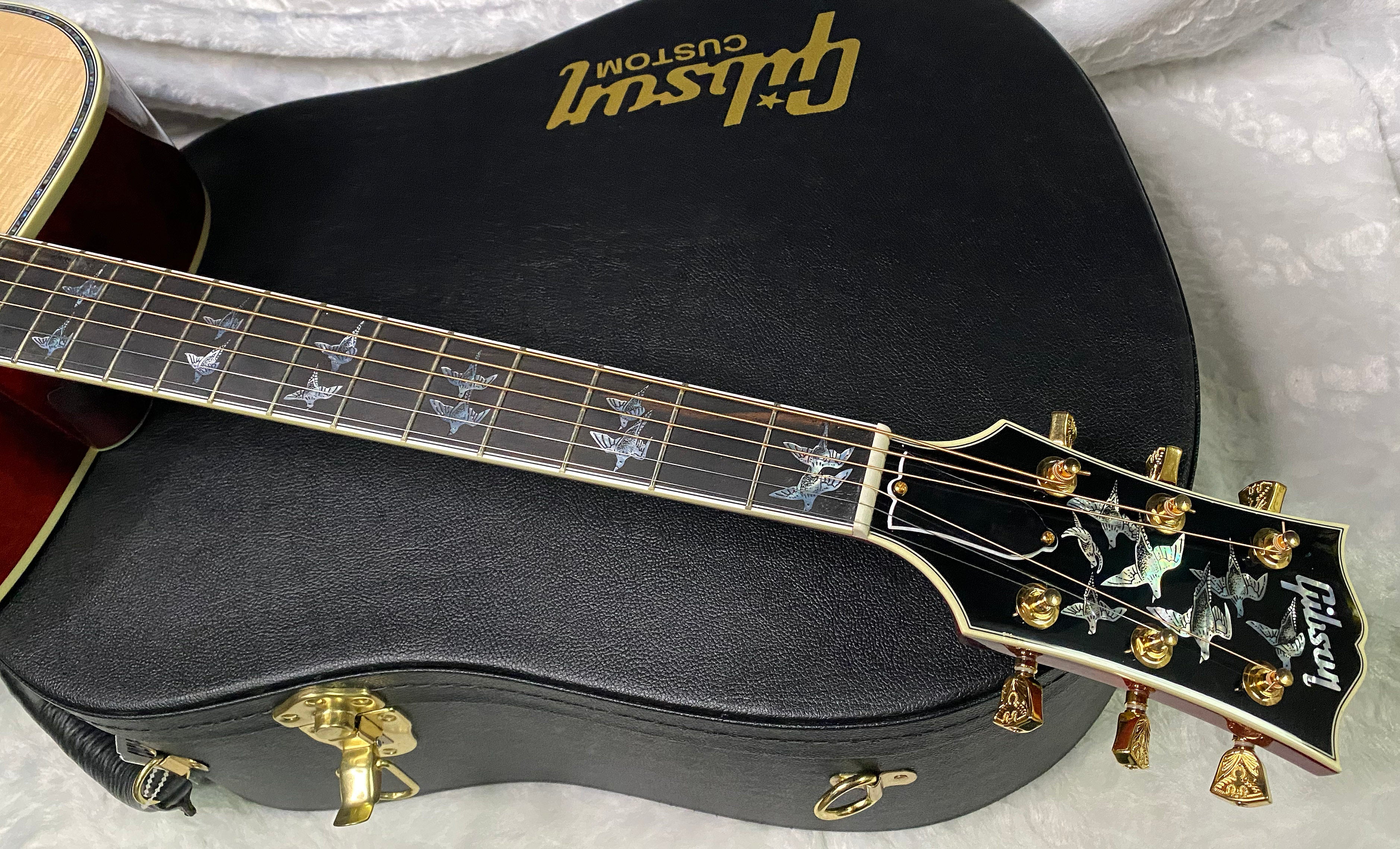 NEW! Gibson Custom Shop Dove - Doves In Flight - Authorized Dealer - 4.85 lbs - G07410