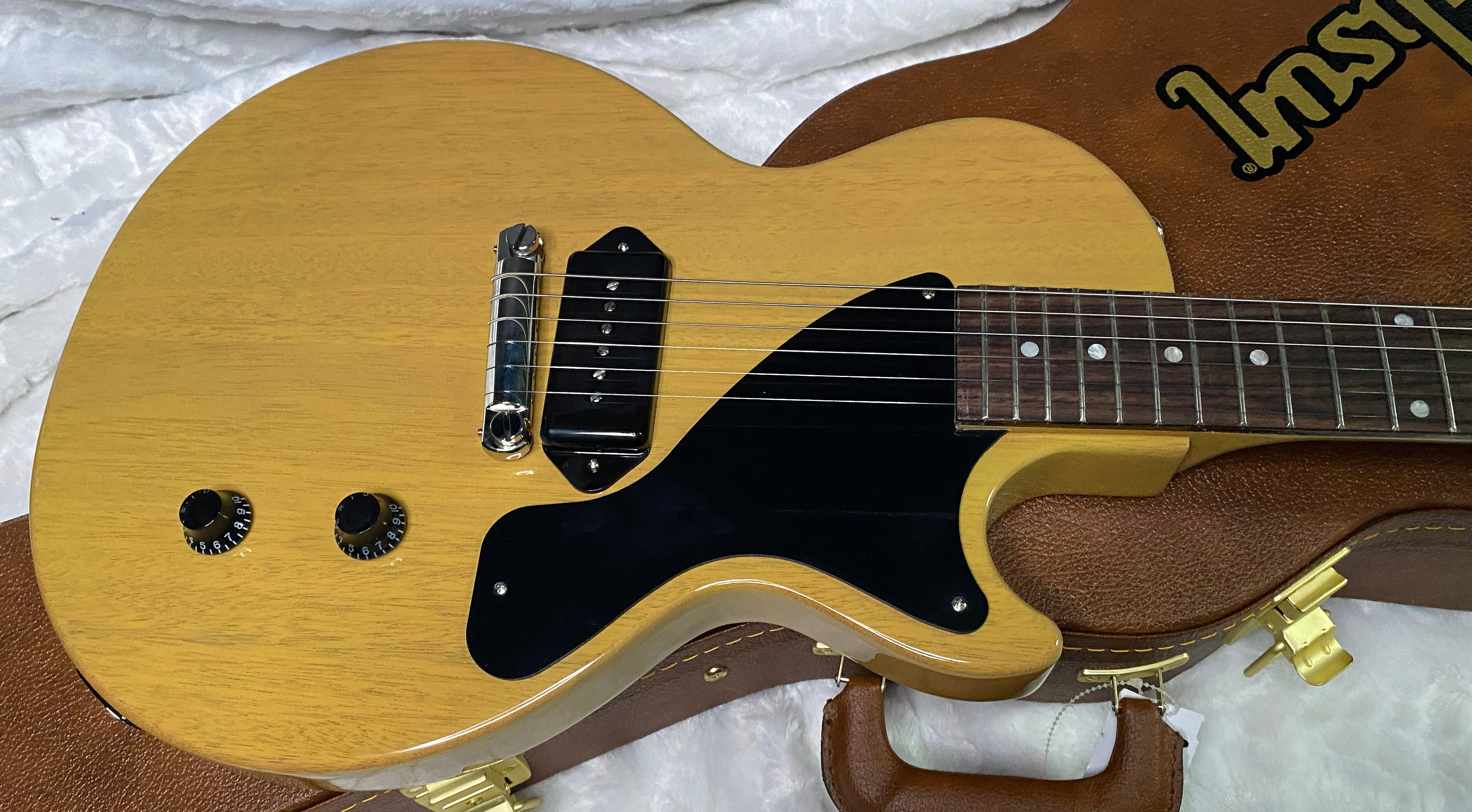 NEW! Gibson Les Paul Junior - TV Yellow - Hardshell Case - Authorized Dealer - 7.9 lbs - G07288
