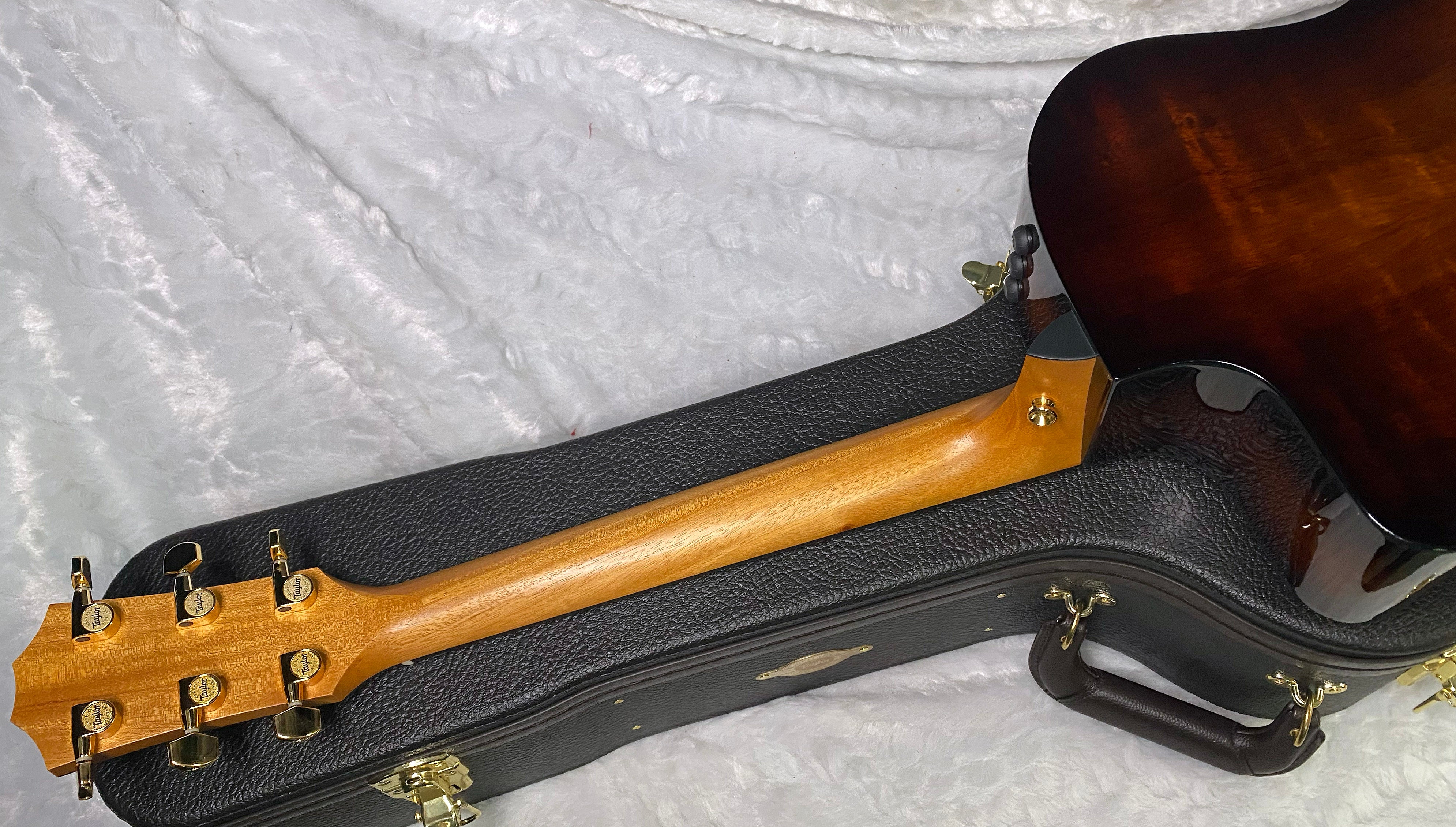 NEW! Taylor 224ce-K DLX Grand Auditorium Acoustic-Electric Guitar - Tobacco - 4.65lbs - Authorized Dealer - G06213