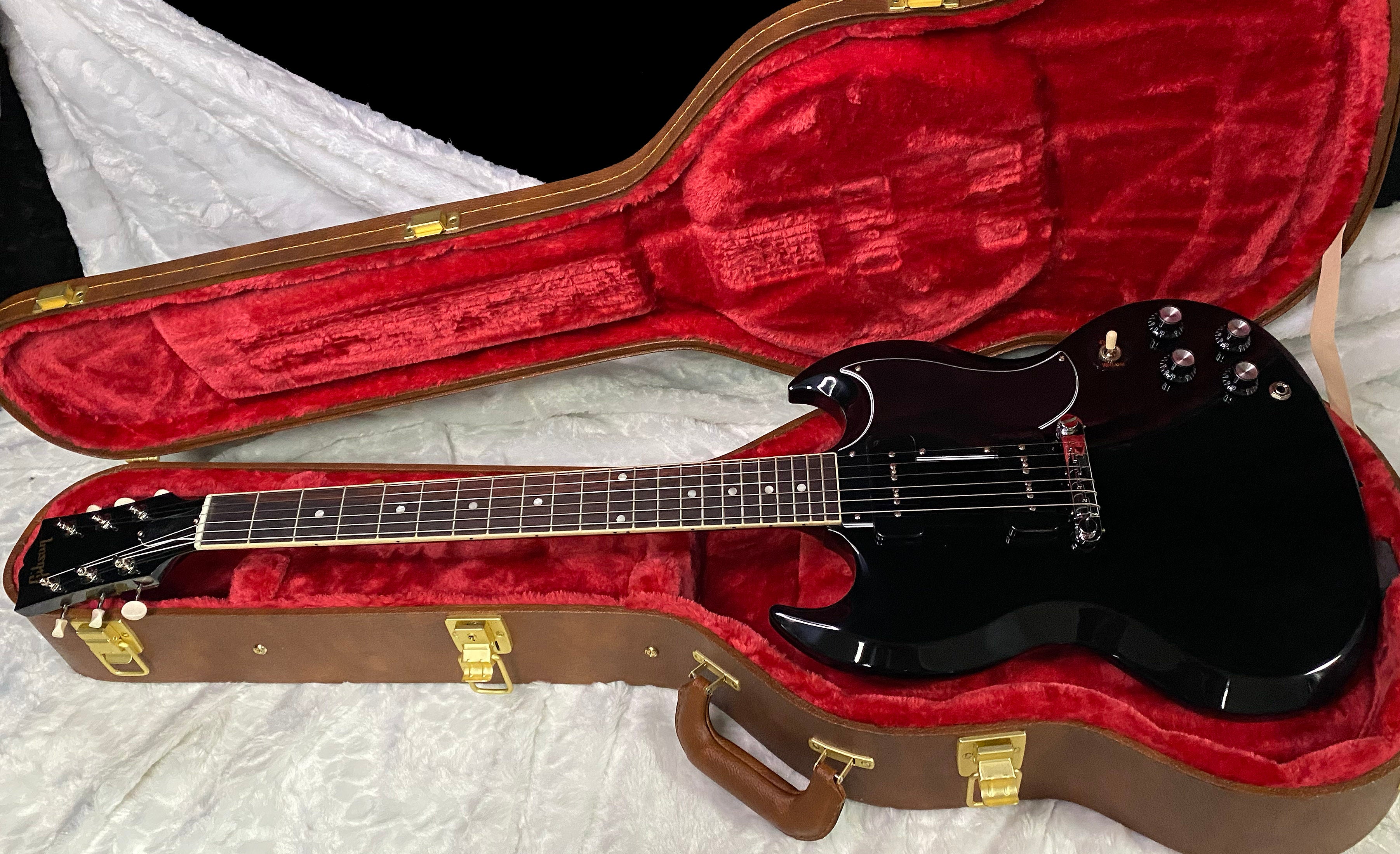 NEW! Gibson SG Special - Ebony Finish - Only 6 lbs - Authorized Dealer - P-90's - G07323