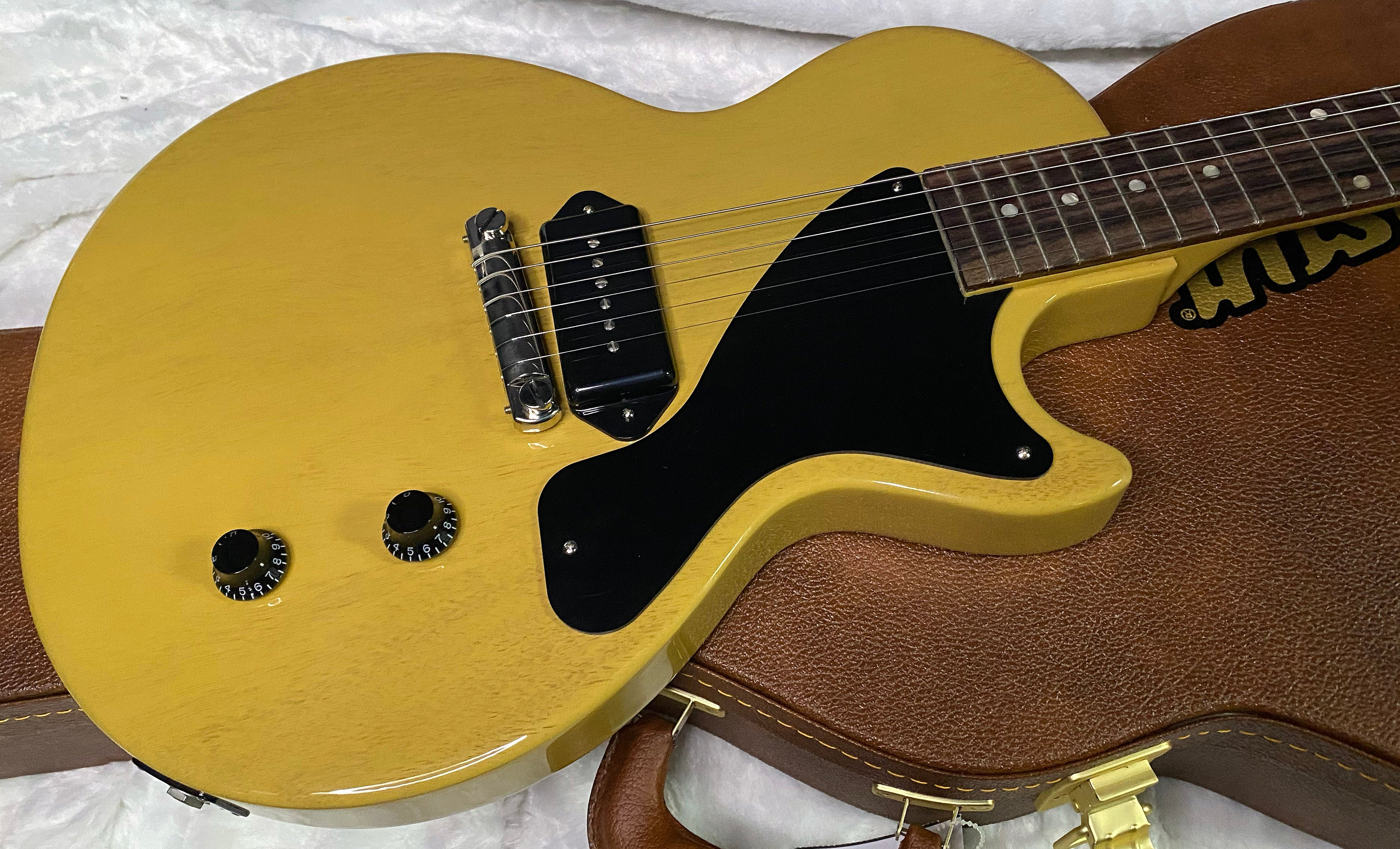 NEW! Gibson Les Paul Junior - TV Yellow - Hardshell Case - Authorized Dealer - 7.8 lbs - G07296