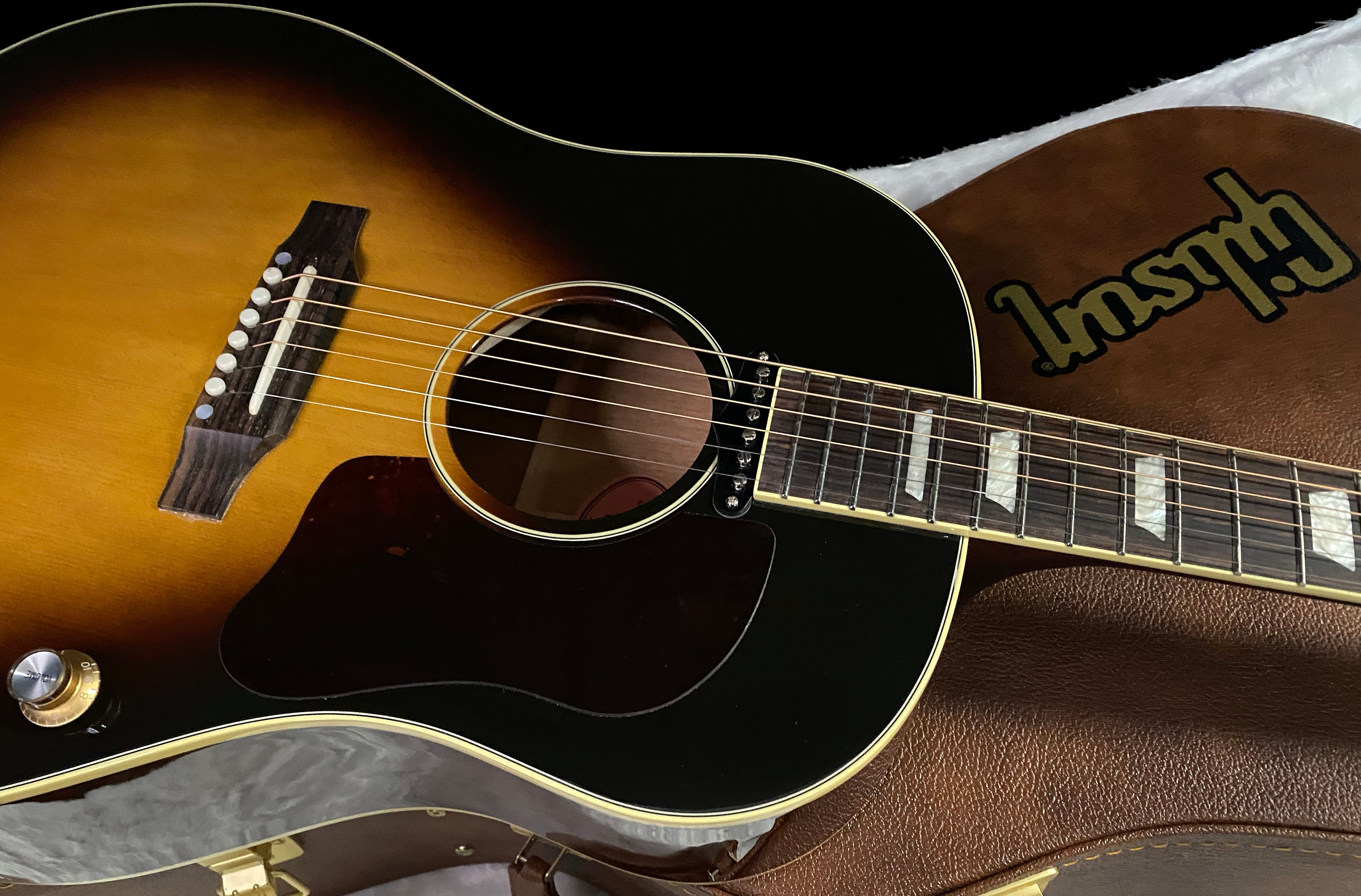 NEW ! Gibson J-160E Original - Vintage Sunburst - 4.7 lbs - Authorized Dealer - In Stock - G07419