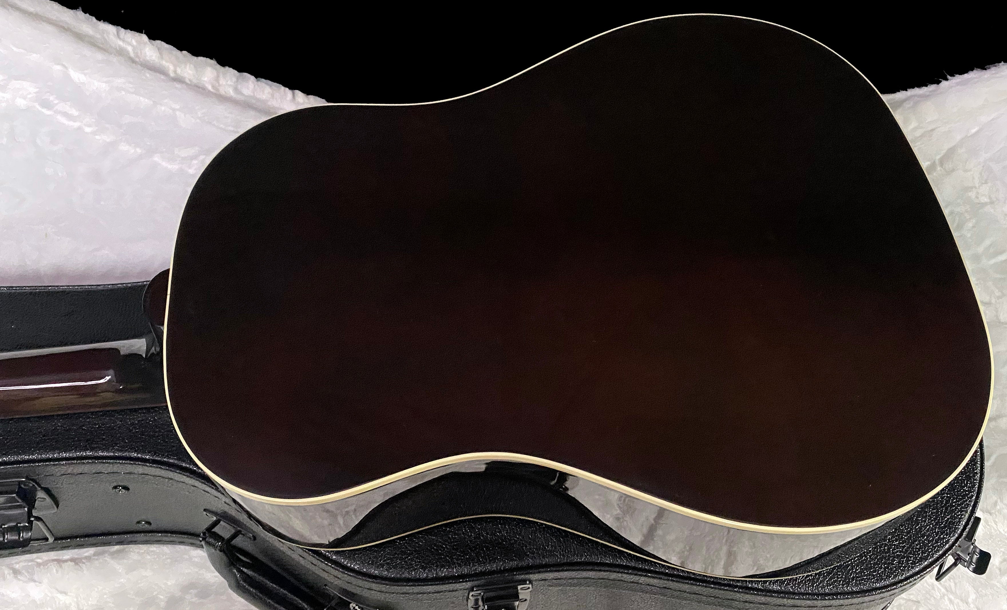 NEW! Gibson J-45 Standard Acoustic Electric Guitar - Vintage Sunburst - Authorized Dealer - 4.4lbs - G07420