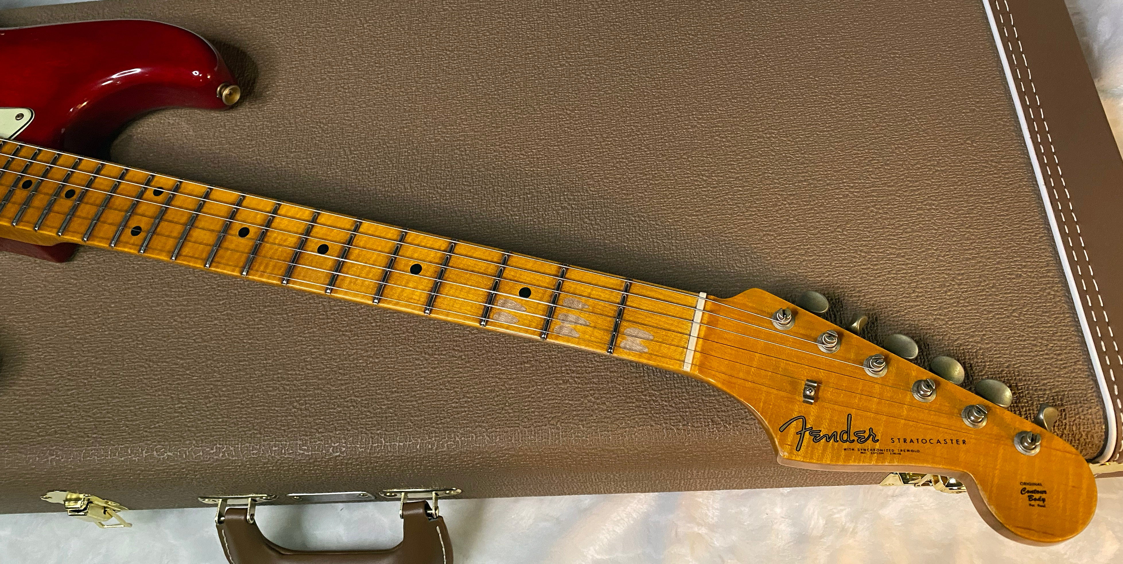 NEW Fender Custom Shop ' 62 Stratocaster Bizarre Guitar Exclusive Flamethrower - Journeyman Relic - Super Limited Edition - Transparent Red Burst - AAAA Flamed Maple Neck - 7.9 lbs - Authorized Dealer - G05945