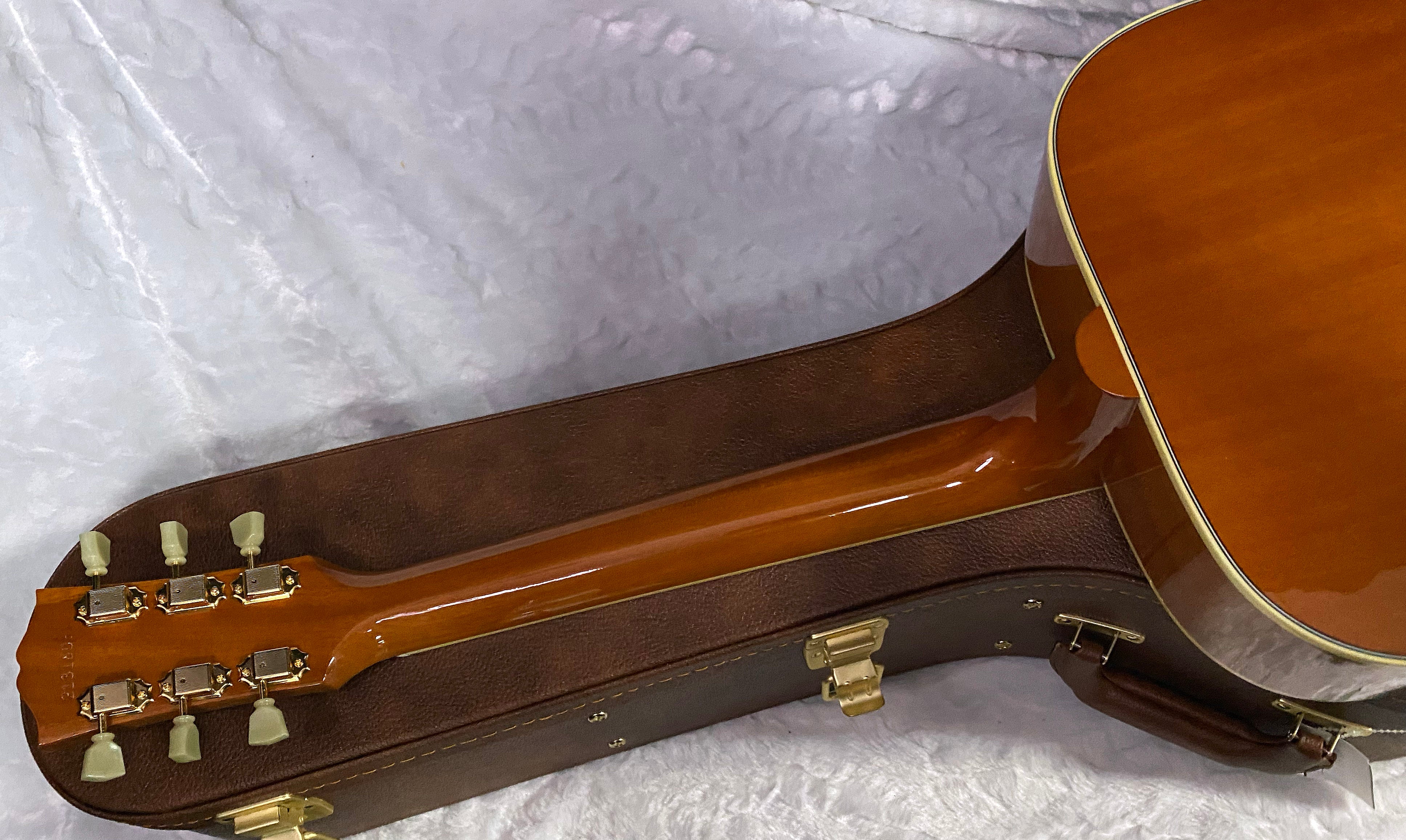 NEW! Gibson Hummingbird Original Heritage Cherry Sunburst 4.45 lbs - Authorized Dealer! G07413
