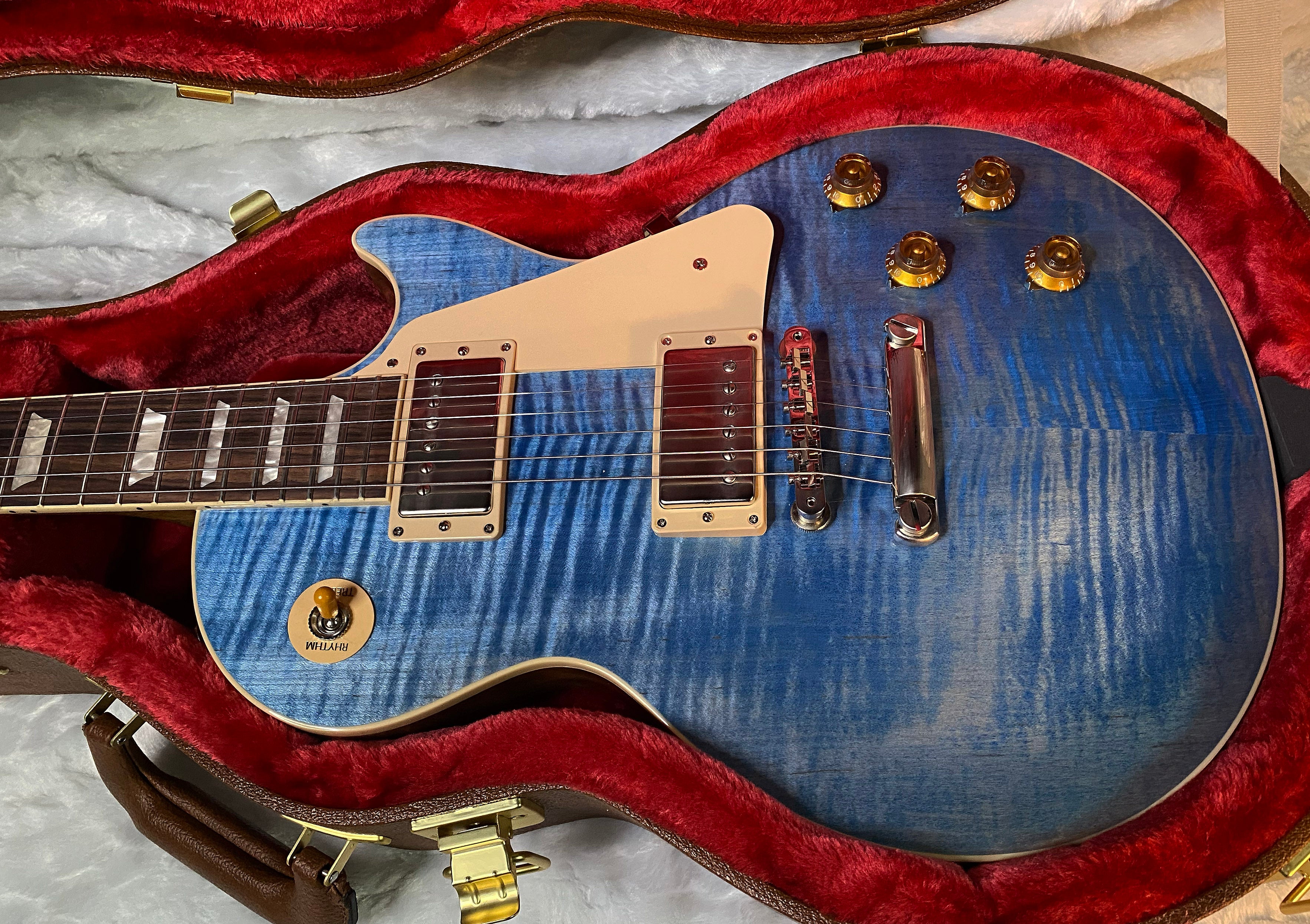 NEW ! Gibson Les Paul Standard '50s - Ocean Blue - Beautiful Flame Top - Authorized Dealer - 8.7 lbs - G05960