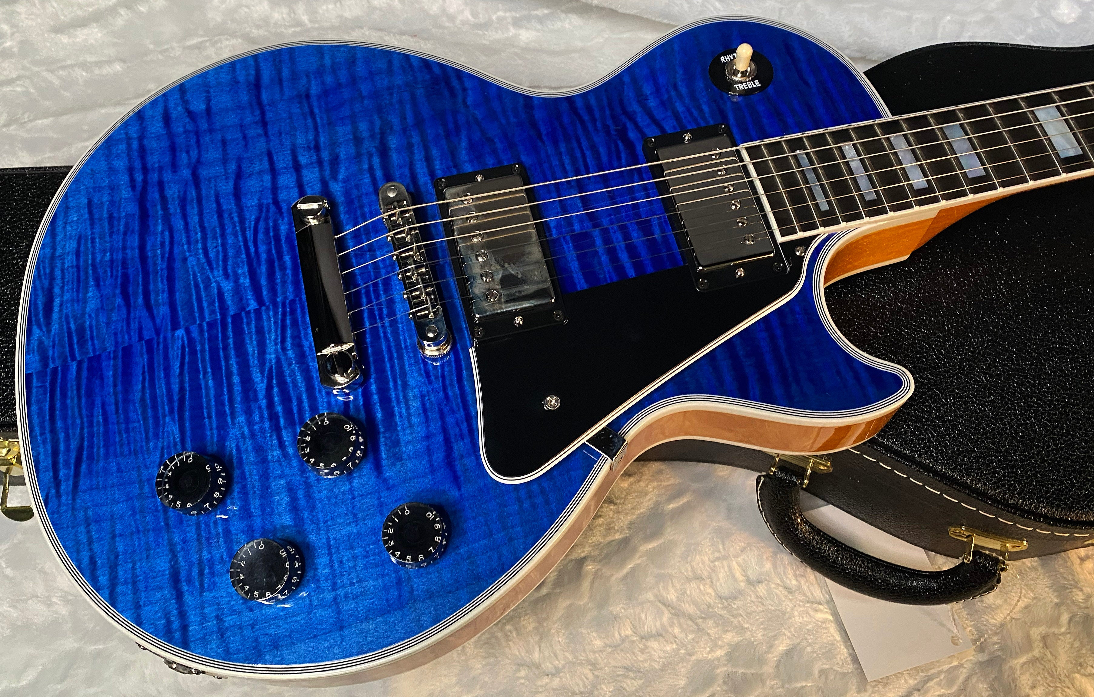 NEW! Gibson Dealer Select Custom Shop Les Paul Custom AAA Figured Flame Top - Transparent Blue / Natural Back - Authorized Dealer - WOW! 8.3 lbs - G05971