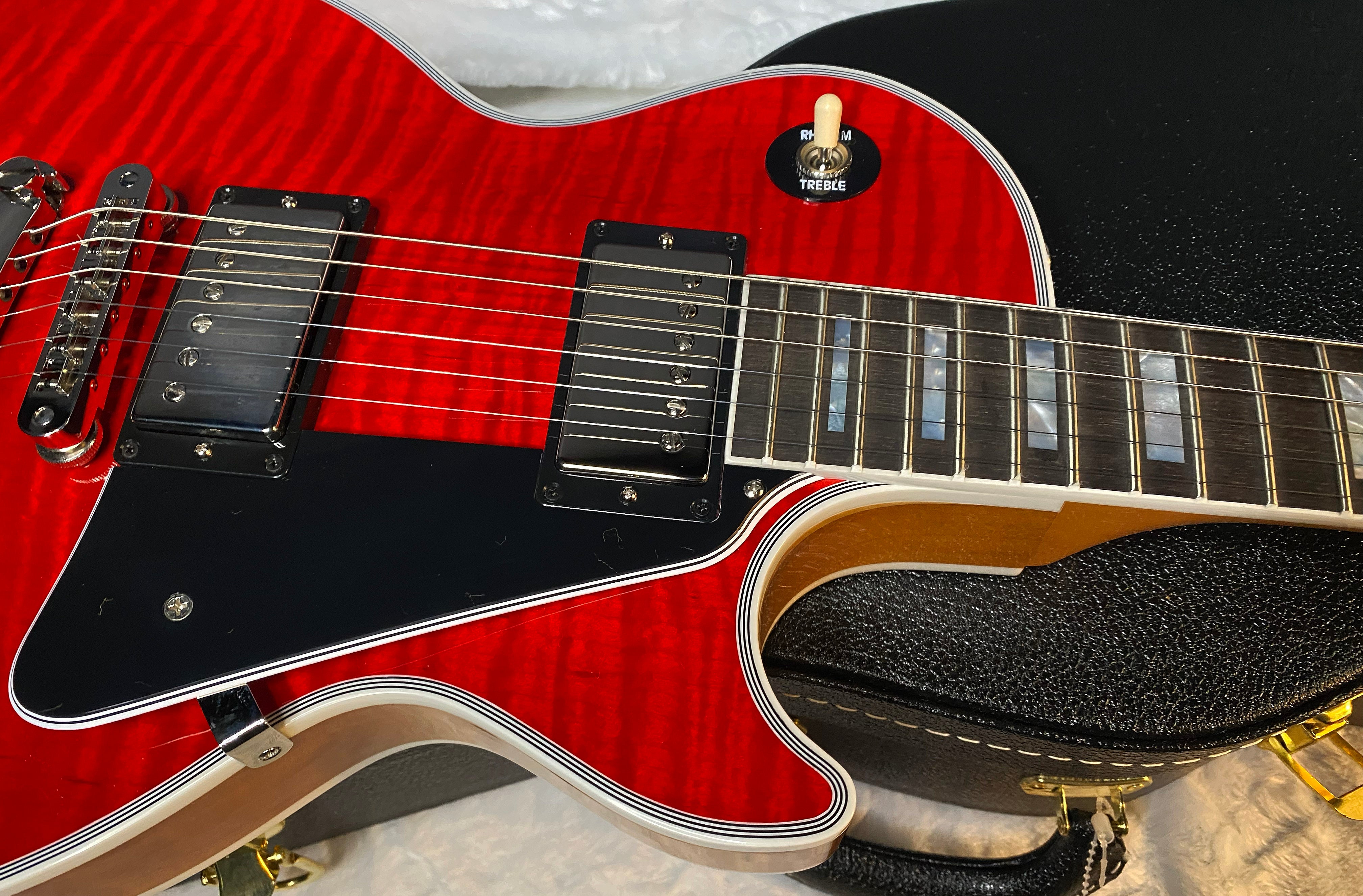 NEW! Gibson Dealer Select Custom Shop Les Paul Custom AAA Figured Flame Top - Transparent Red / Natural Back - Authorized Dealer - WOW! 8.7 lbs - G05983
