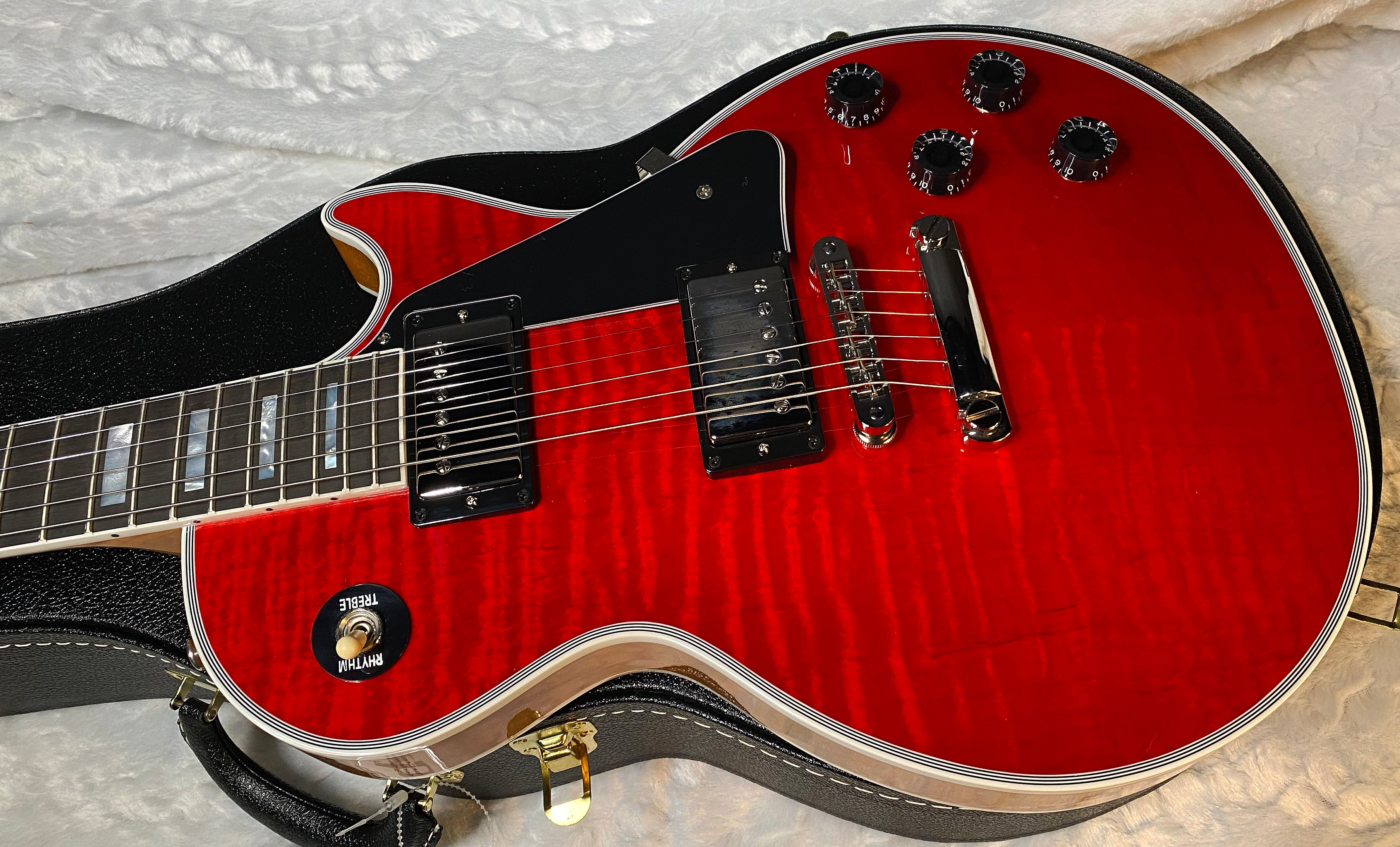 NEW! Gibson Dealer Select Custom Shop Les Paul Custom AAA Figured Flame Top - Transparent Red / Natural Back - Authorized Dealer - WOW! 8.7 lbs - G05983