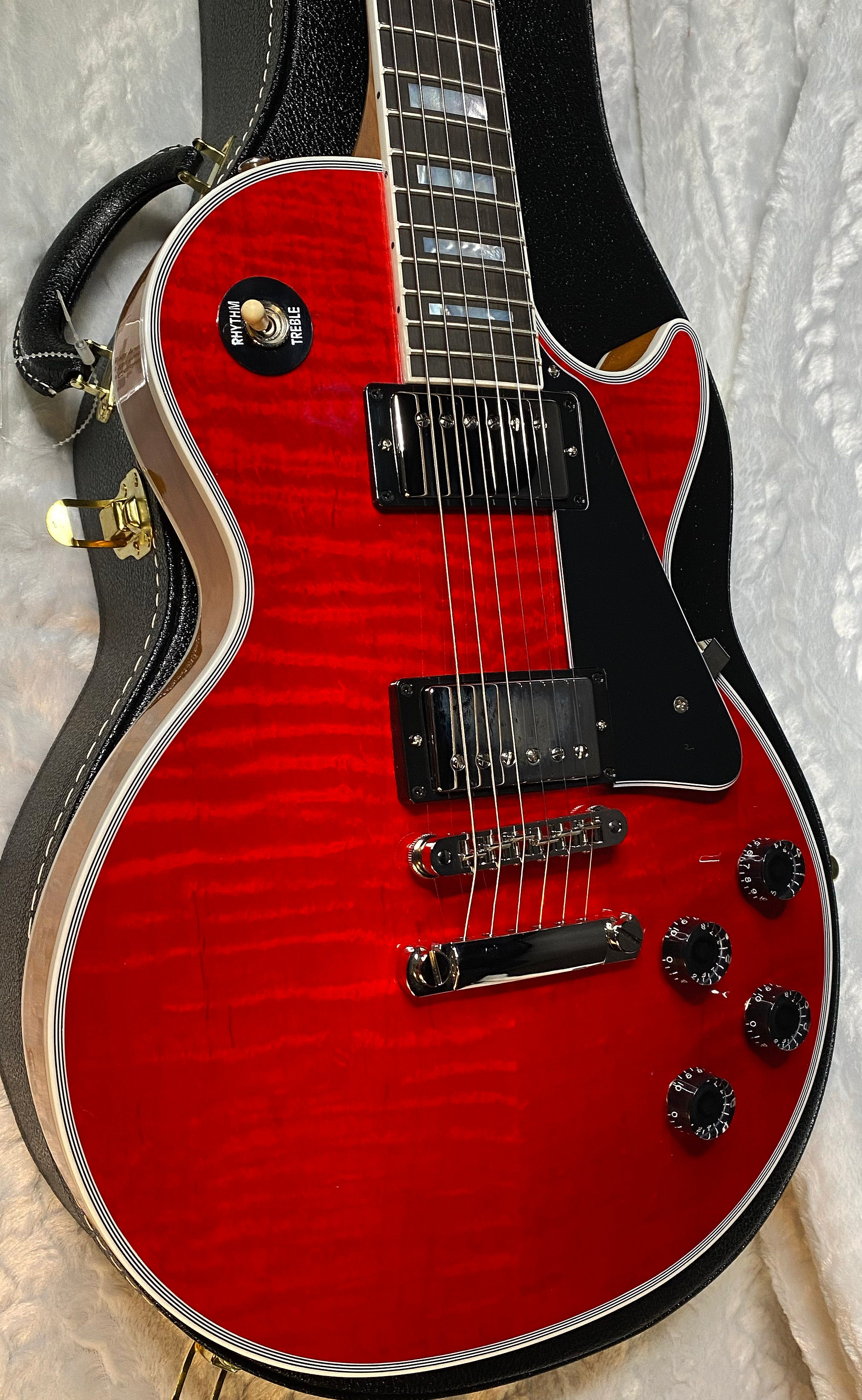 NEW! Gibson Dealer Select Custom Shop Les Paul Custom AAA Figured Flame Top - Transparent Red / Natural Back - Authorized Dealer - WOW! 8.7 lbs - G05983