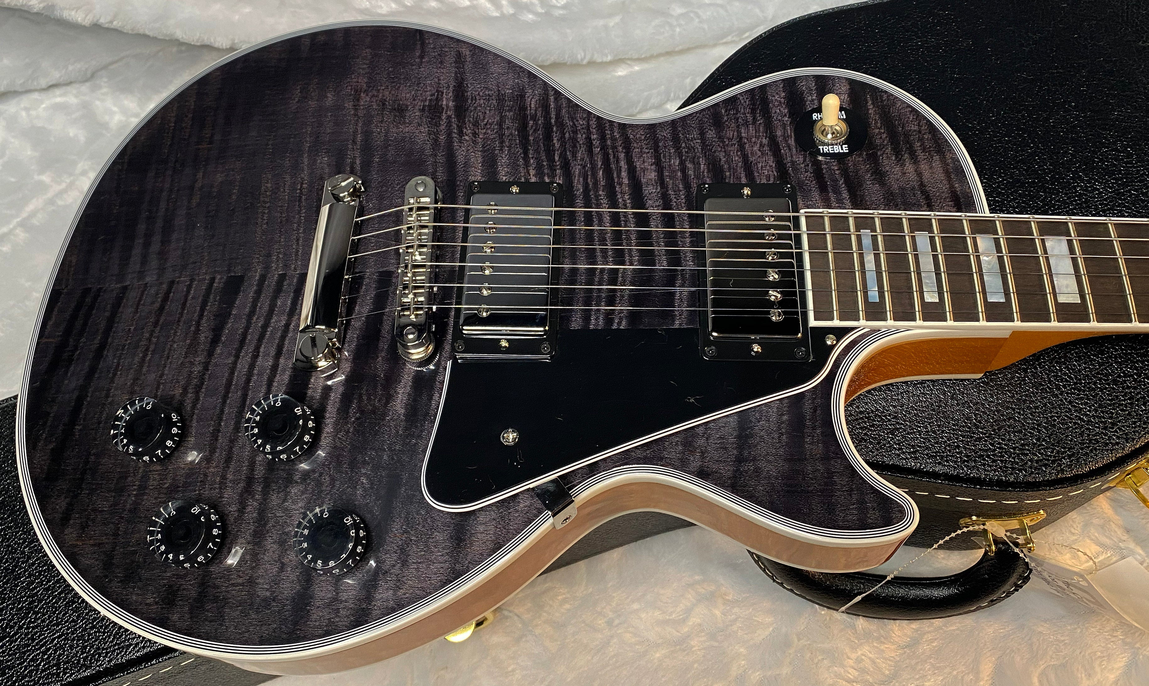 NEW! Gibson Dealer Select Custom Shop Les Paul Custom AAA Figured Flame Top - Transparent Black / Natural Back - Authorized Dealer - WOW! WOW! WOW! 8.9 lbs - G05989