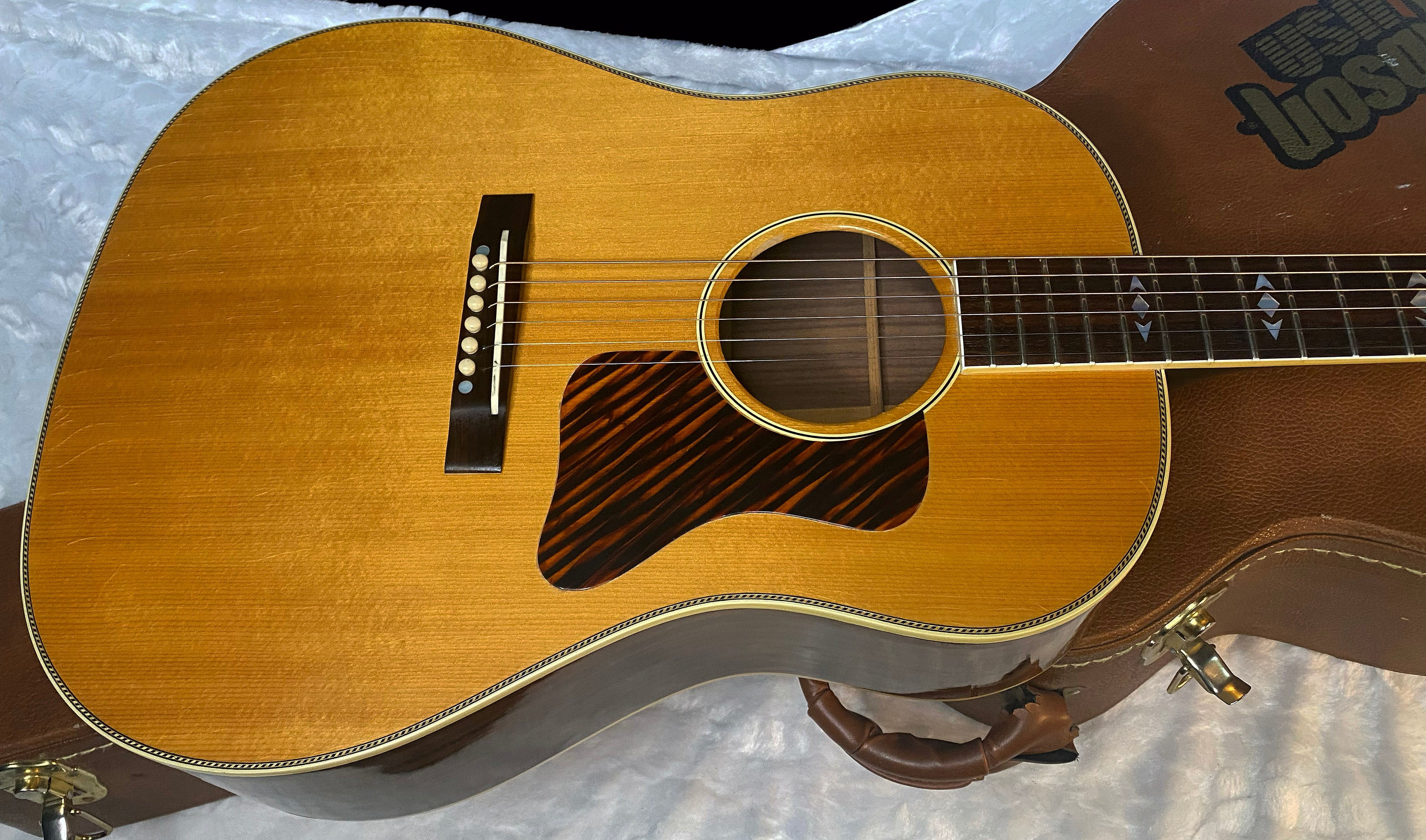 1993 Gibson Montana Special #12 of 31 Special Edition Advanced Jumbo - OHSC - WOW! Ultra RARE! 4.2lbs