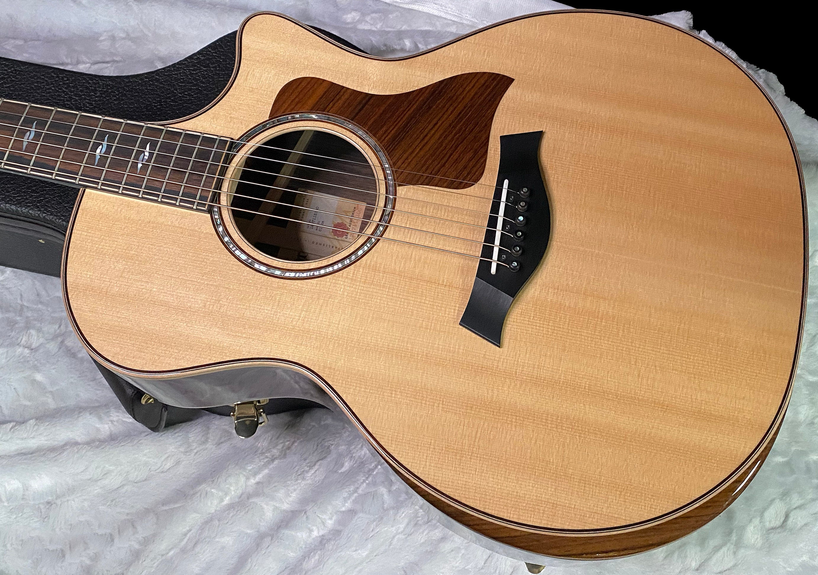 MINT! Taylor 814ce Acoustic-Electric Guitar - ES2 Electronics - 4.7lbs - Authorized Dealer - G07437
