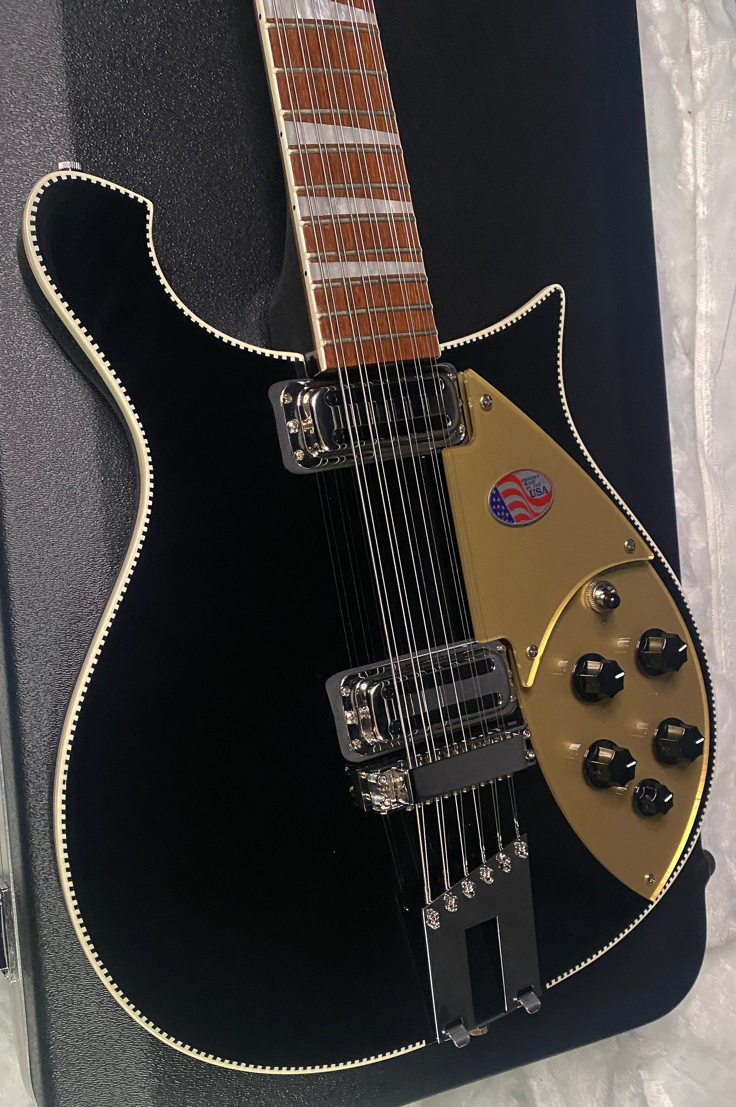NEW! Rickenbacker 660/12 Jet Glo JG - 7.4lbs - 12-String - Authorized Dealer - G07441