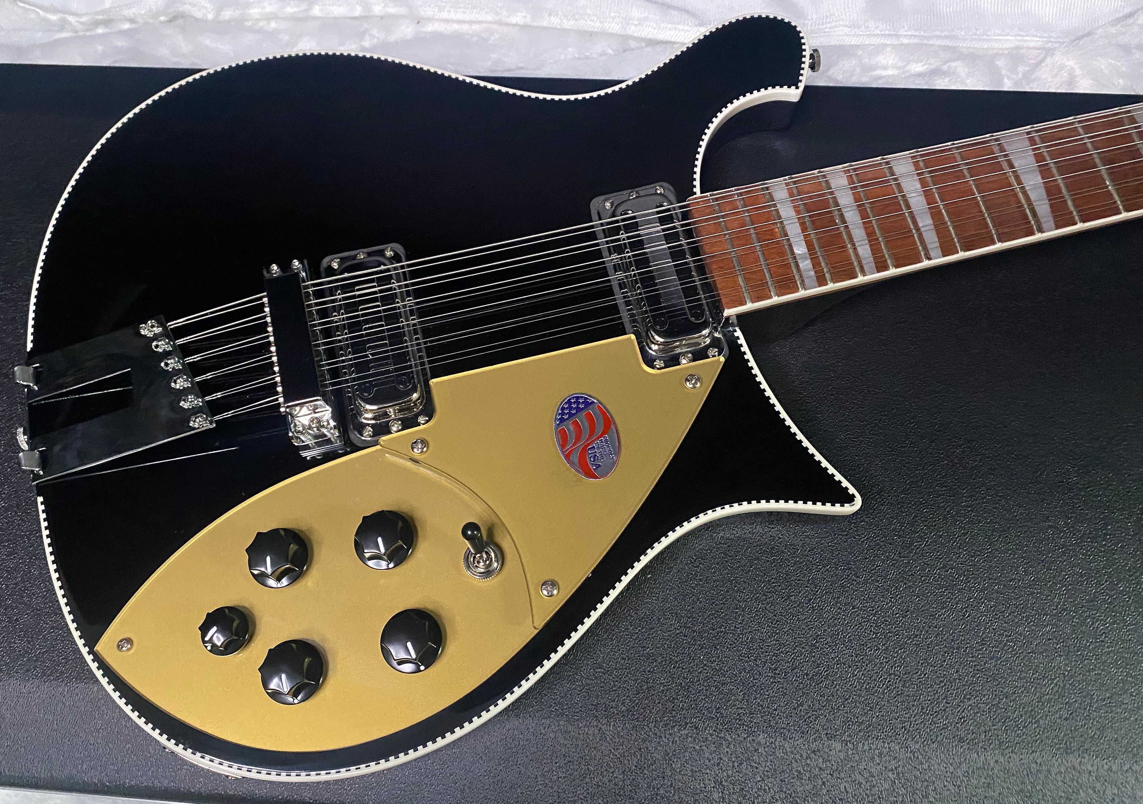 NEW! Rickenbacker 660/12 Jet Glo JG - 7.4lbs - 12-String - Authorized Dealer - G07445