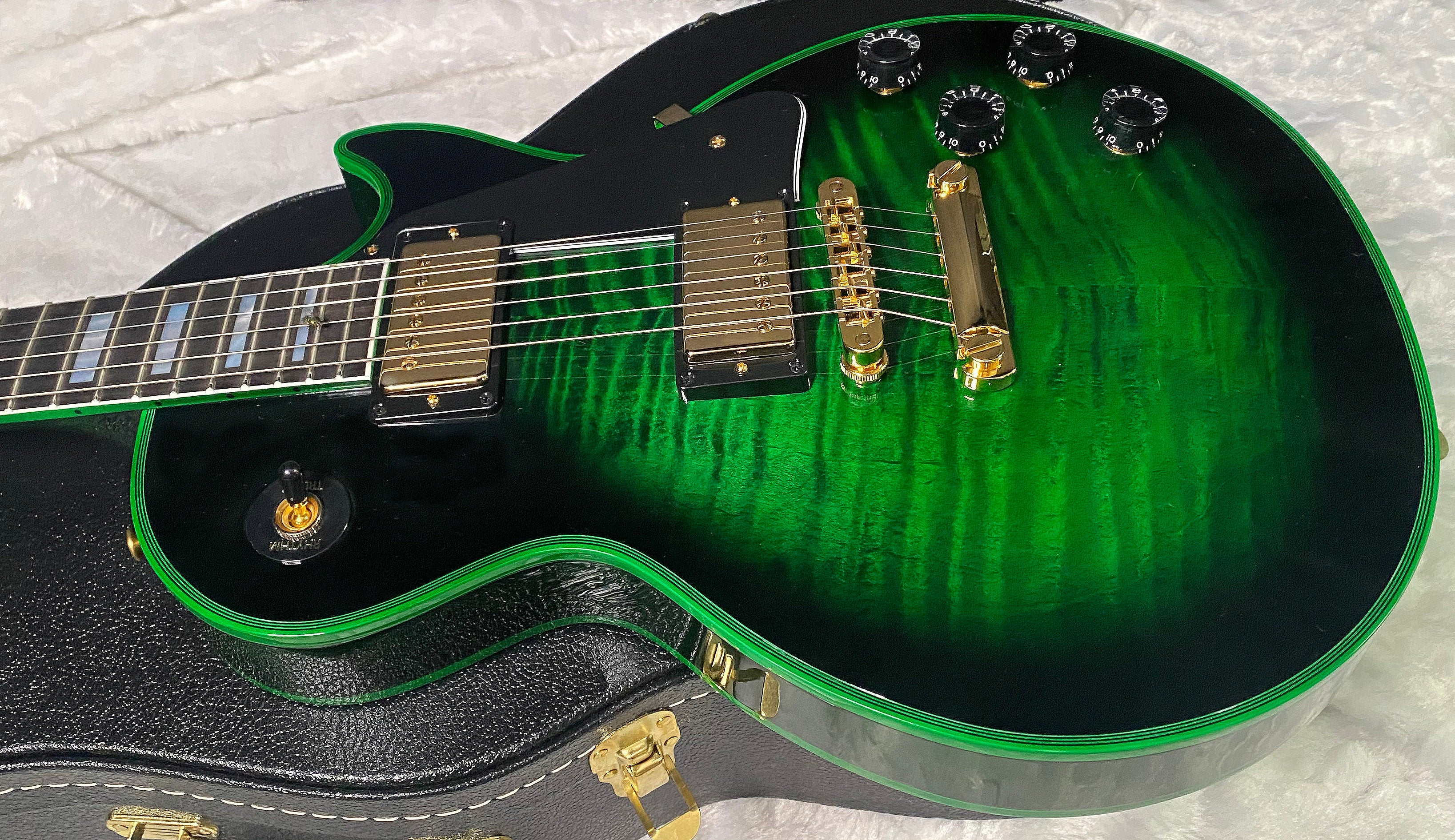 NEW! Gibson Dealer Select Custom Shop Les Paul Custom Green Widow AAA Figured Flame Top - Authorized Dealer - 9.7 lbs - G07456