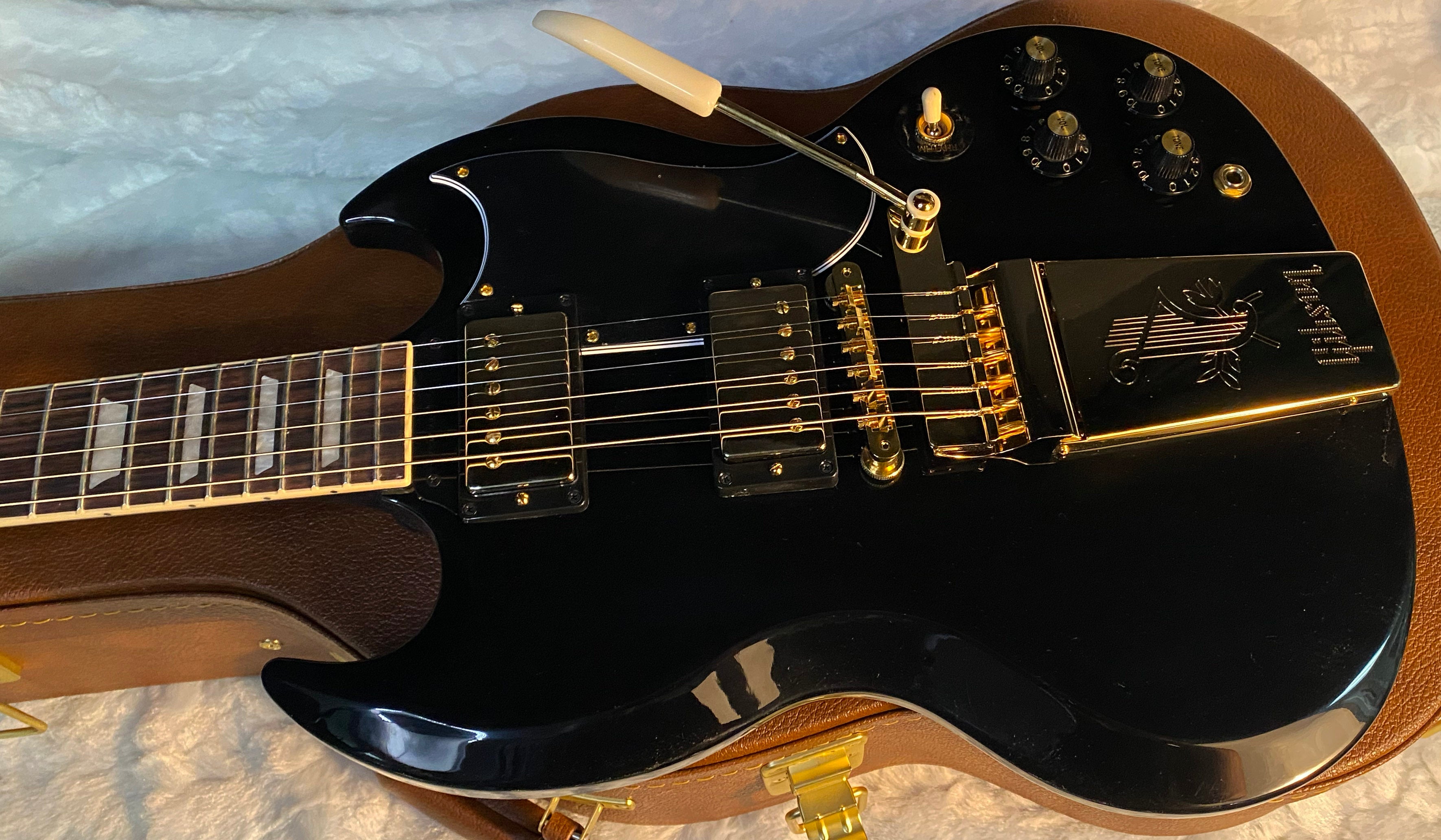 NEW ! Gibson LIMITED EDITION SG Standard '61 Maestro Vibrola - T-Type Pick-Ups - Gold Hardware - - Authorized Dealer - 7.4 lbs - G06033