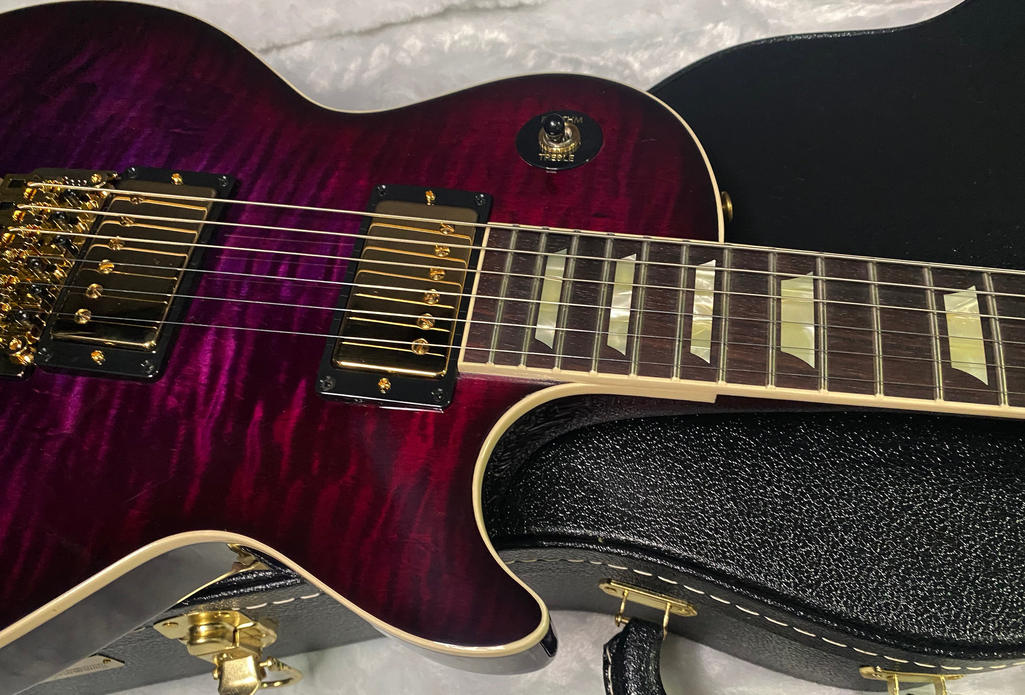 NEW! Gibson Custom Les Paul Axcess Standard Figured Top Floyd Rose Electric Guitar - Greatest Hits II - Authorized Dealer - Tri-Berry Burst - WOW! 8.5lbs - G07453