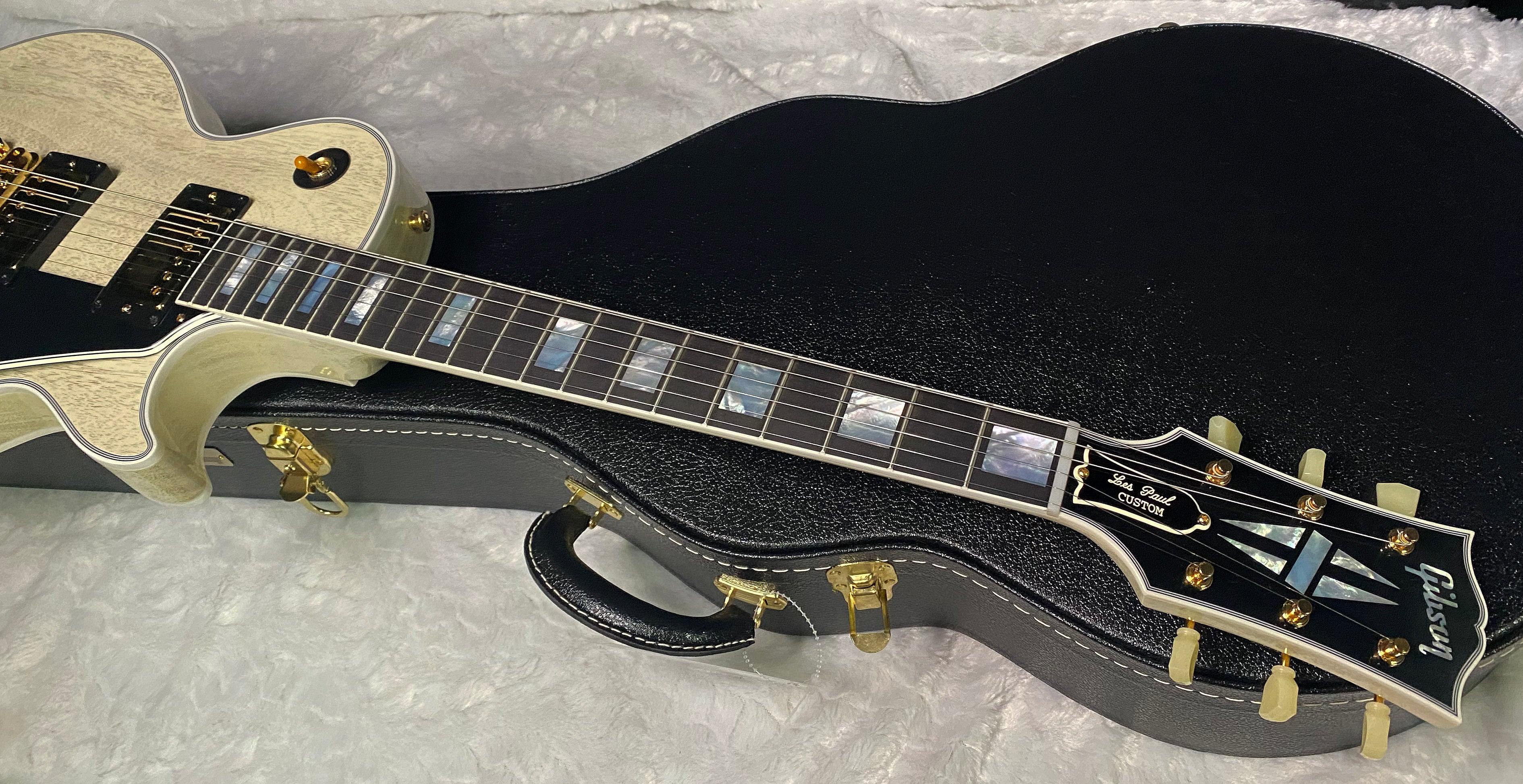 NEW! Gibson Les Paul Custom 1957 Reissue VOS - Custom Ordered in TV White - Custom Shop - 8.4 lbs - Authorized Dealer - G07458