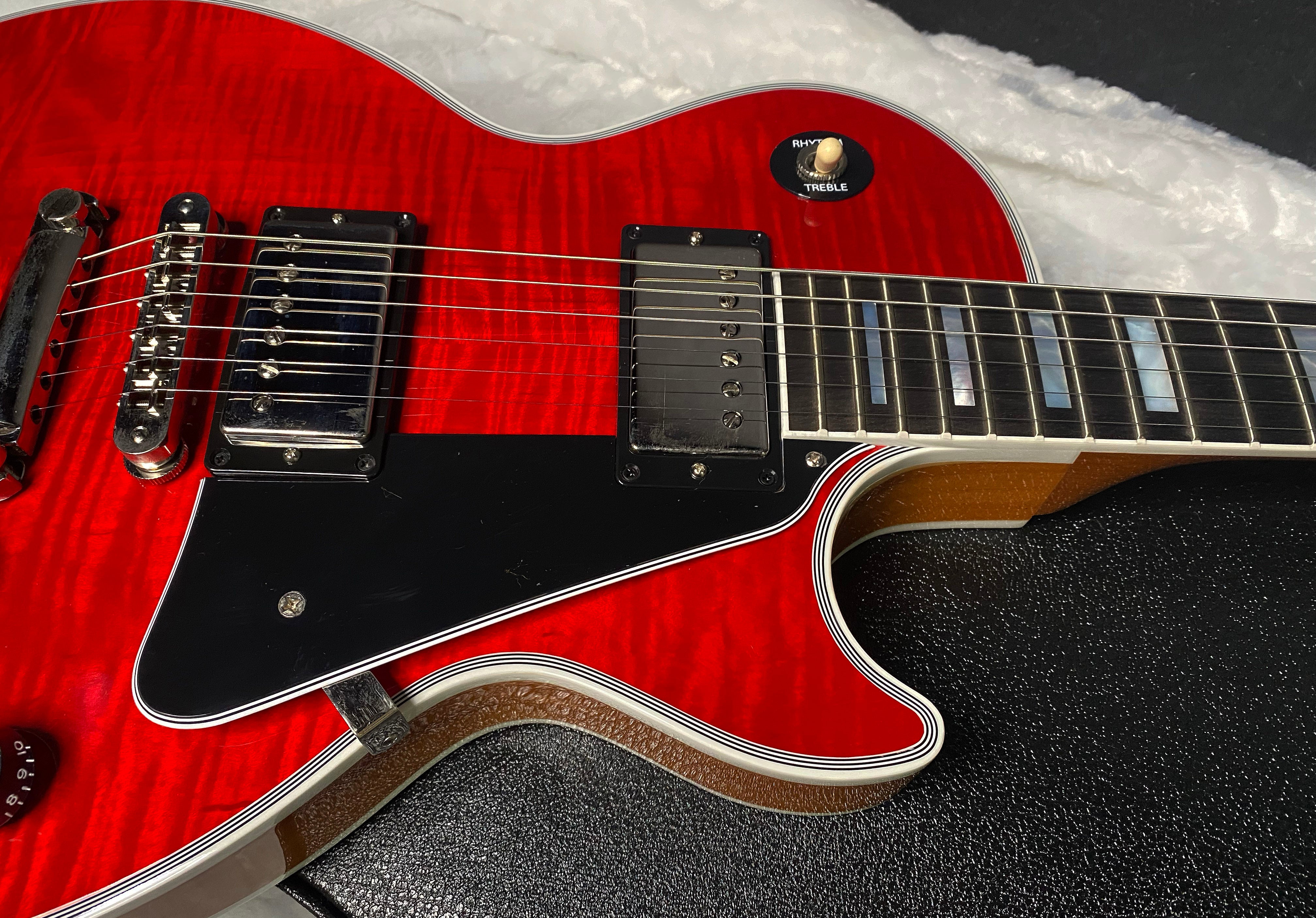 NEW! Gibson Dealer Select Custom Shop Les Paul Custom AAA Figured Flame Top - Transparent Red / Natural Back - Authorized Dealer - WOW! 9.5 lbs - G07455