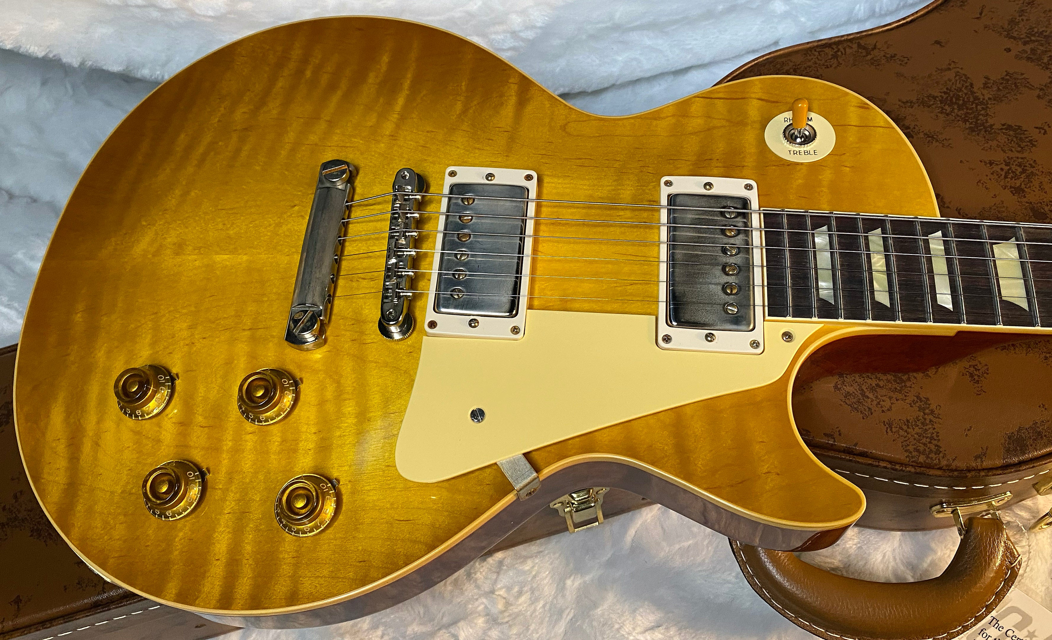NEW ! Gibson Custom Shop '58 Les Paul Standard 1958 - Lemon Burst VOS - Beautiful Quilt / Flame Top - Authorized Dealer -8.7lbs - G06001